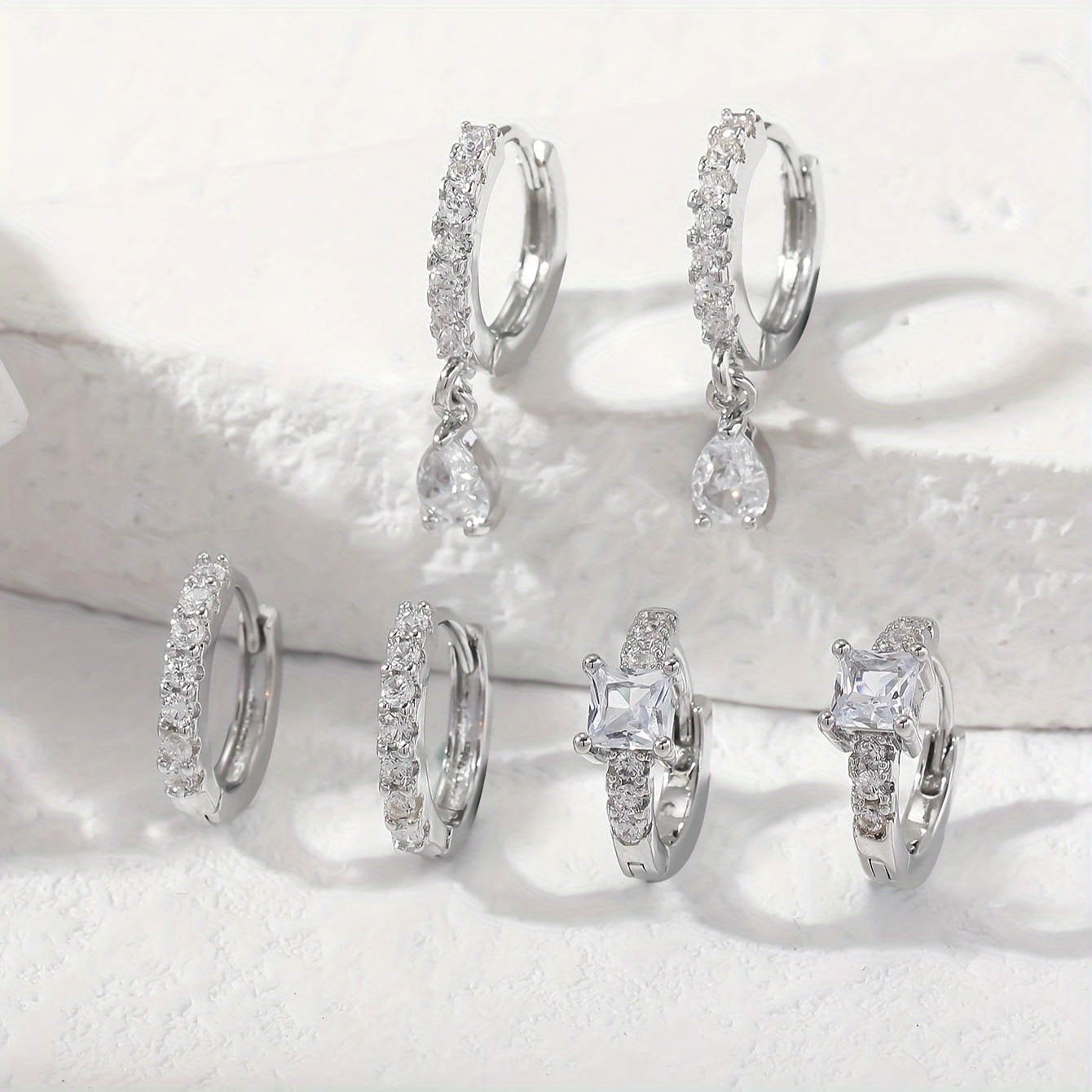Image of A Set Of 6 Stylish And Elegant Geometric Circular Earrings In , Set With Synthetic Zirconia, Perfect For Women, Making It An Ideal Gift For A Date.