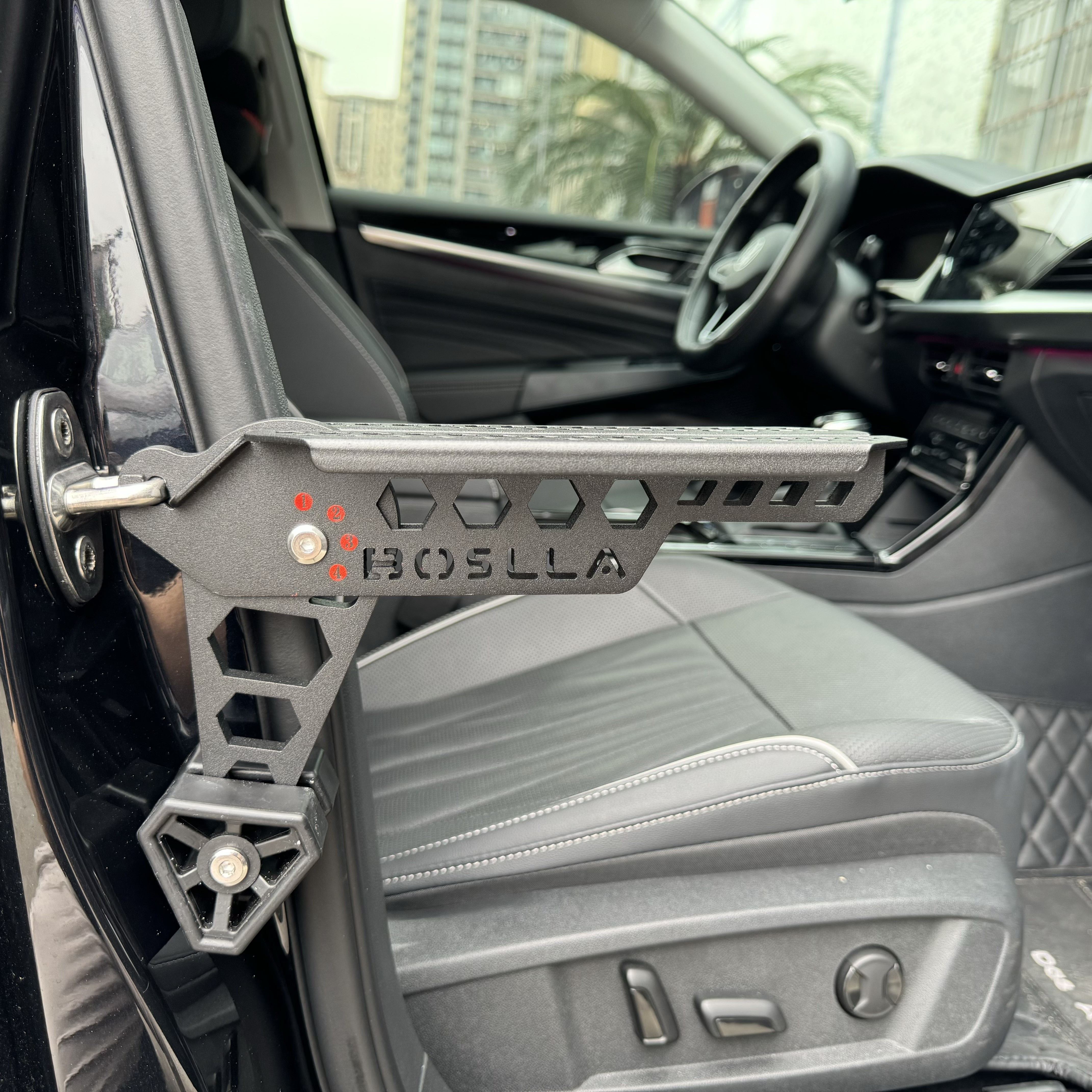 Door Step - Adjustable & Foldable, Easy-install On Door Latch For Suvs, Trucks - Dual-foot Ladder For Roof Access, 450 Lbs