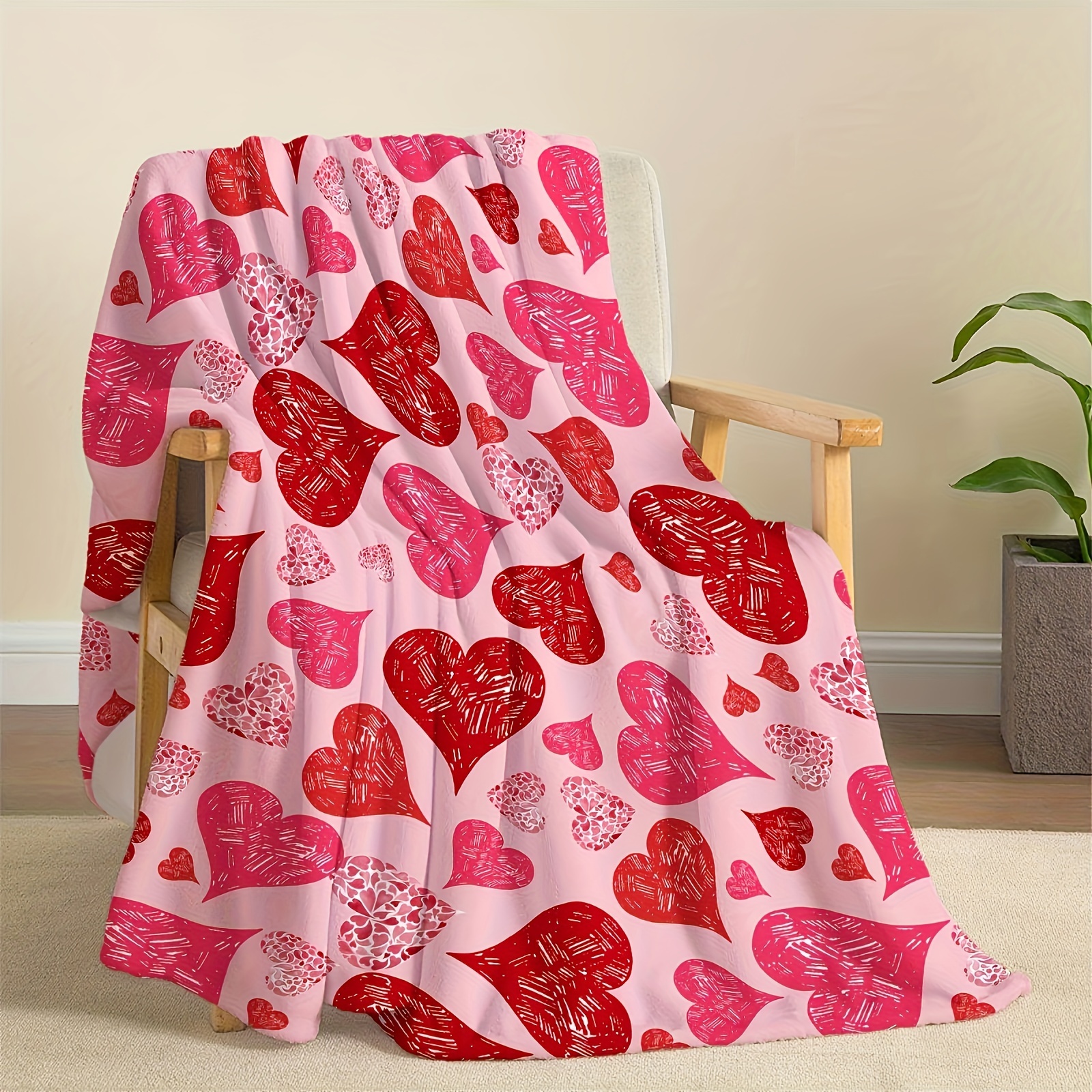 

Valentine's Day Love Blanket - Soft, Lightweight Flannel Throw With Romantic Red Hearts Design, Machine Washable For All Seasons