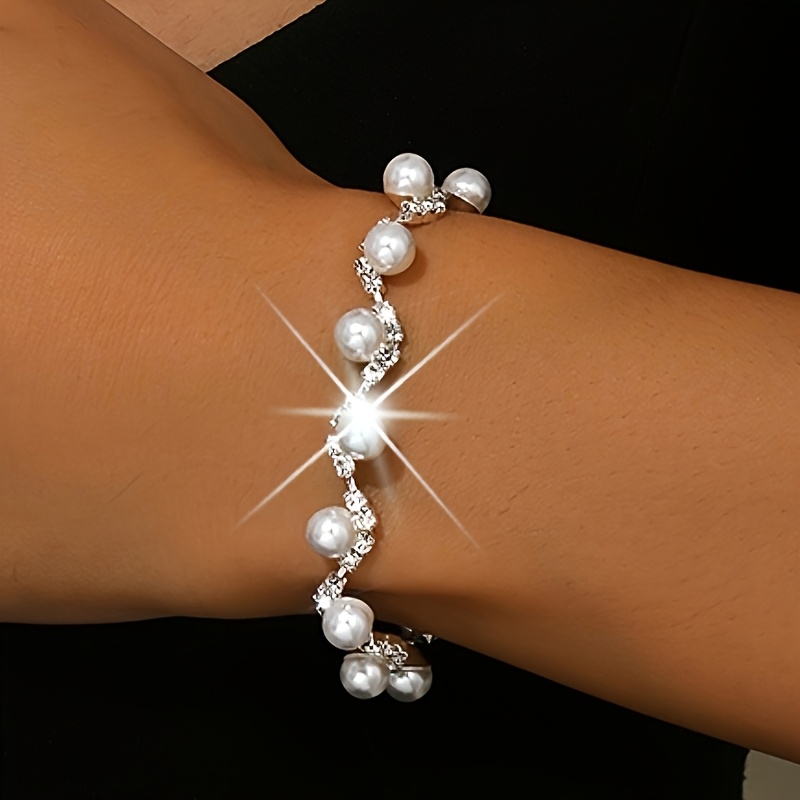 Image of 1pc Women's Pearl Rhinestone Bracelet, Elegant Silver Plated Bridal Hand Jewelry, Suitable For Weddings, And Valentine's Day
