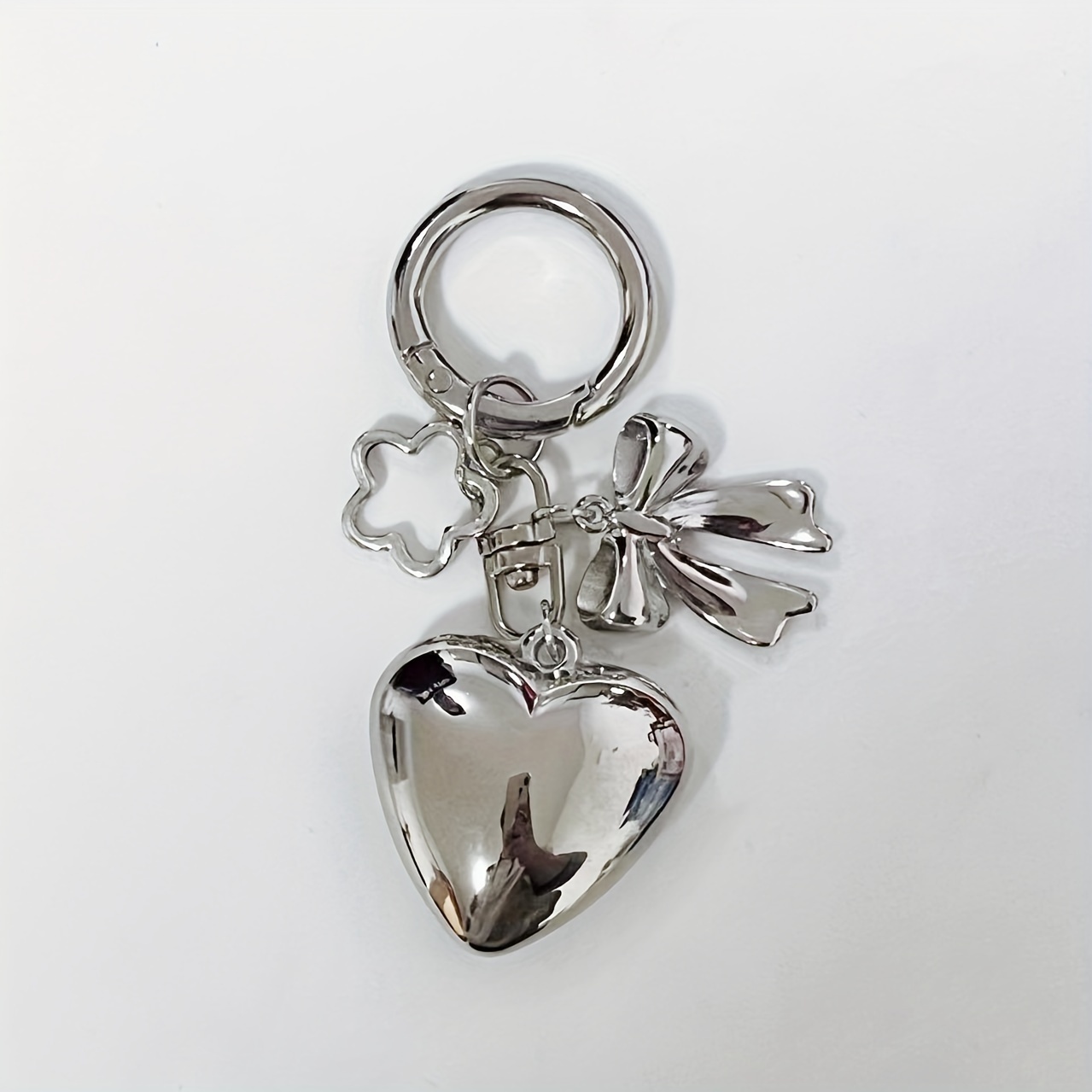 

Love Heart Pendant Bow Flower Keychain Ins Style Niche Design Keychain Pendant Bag Ornament