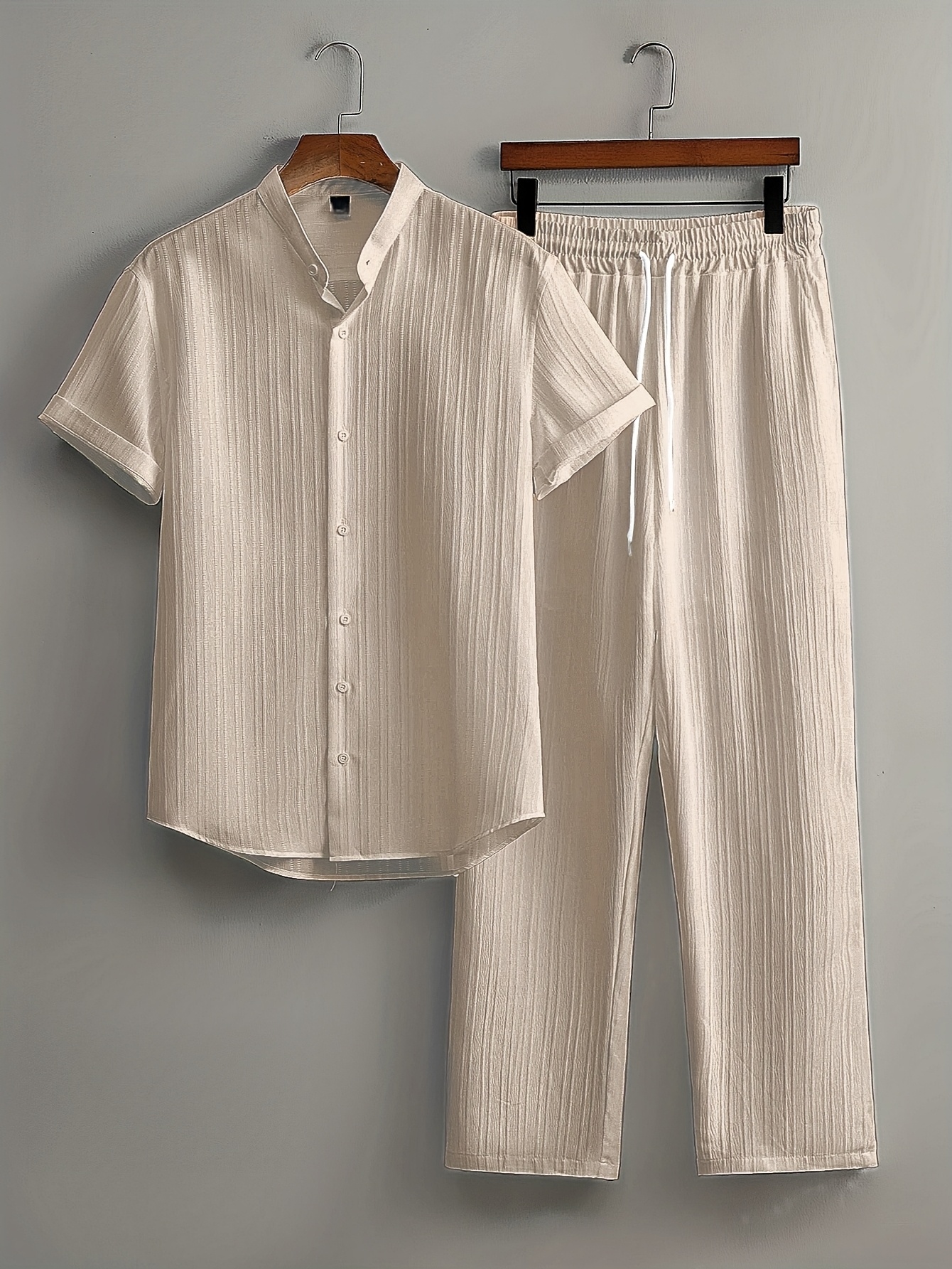 Men's Button Texture Casual Vacation Striped Short Sleeve Shirt and Tie-Waist Loose Straight-Leg Pants Set, 2pcs