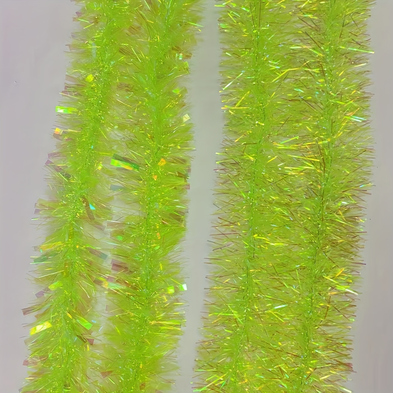 

Green Tinsel Garland - 200cm/78.74inch Plastic - For Christmas, Halloween, New Year, And Universal Celebrations - No Electricity Needed