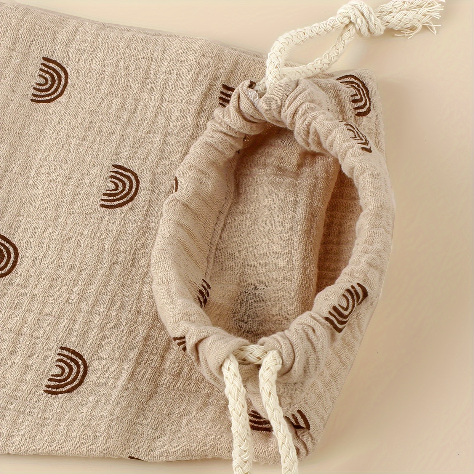 1pc Bear Print Drawstring Storage Bag, Multifunctional Portable Organizer for Stroller, Home Dustproof, Diaper & Candy Packaging, Hand Washable Mommy Bag