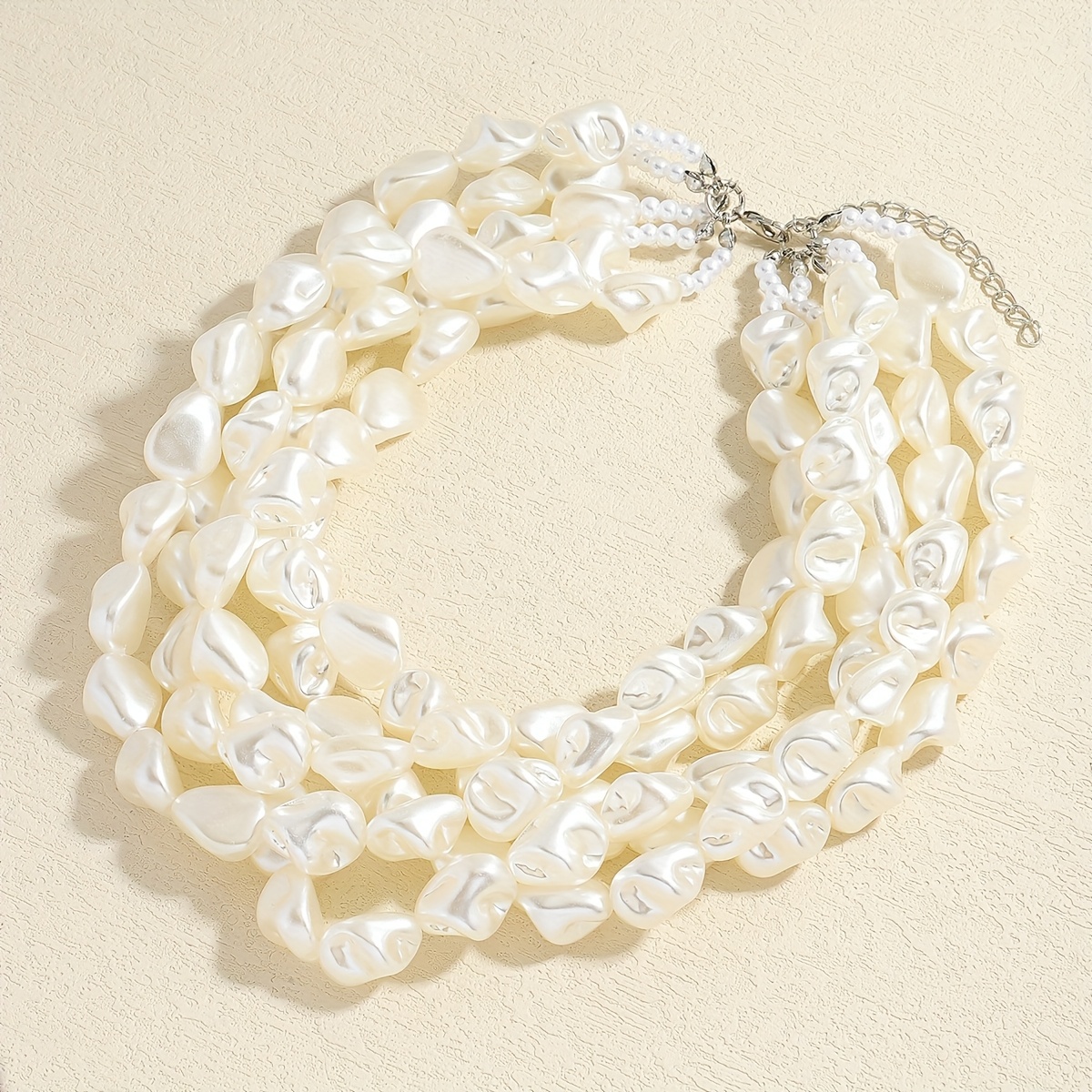 Women's Vintage Irregular Multi-Layered Imitation Pearl Necklace
