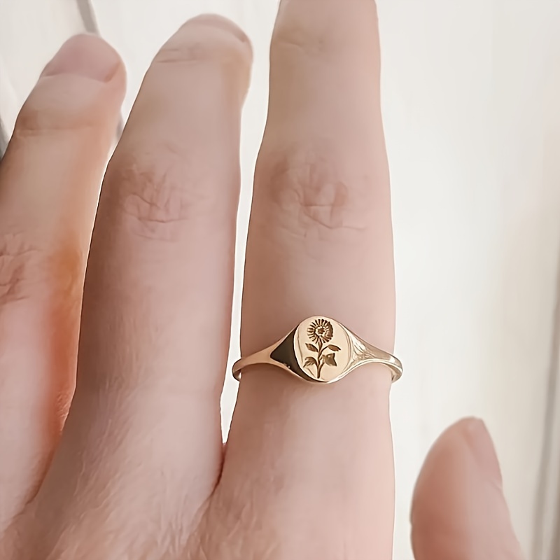 Bohemian Sunflower Ring for Ladies - Stylish and Minimalist