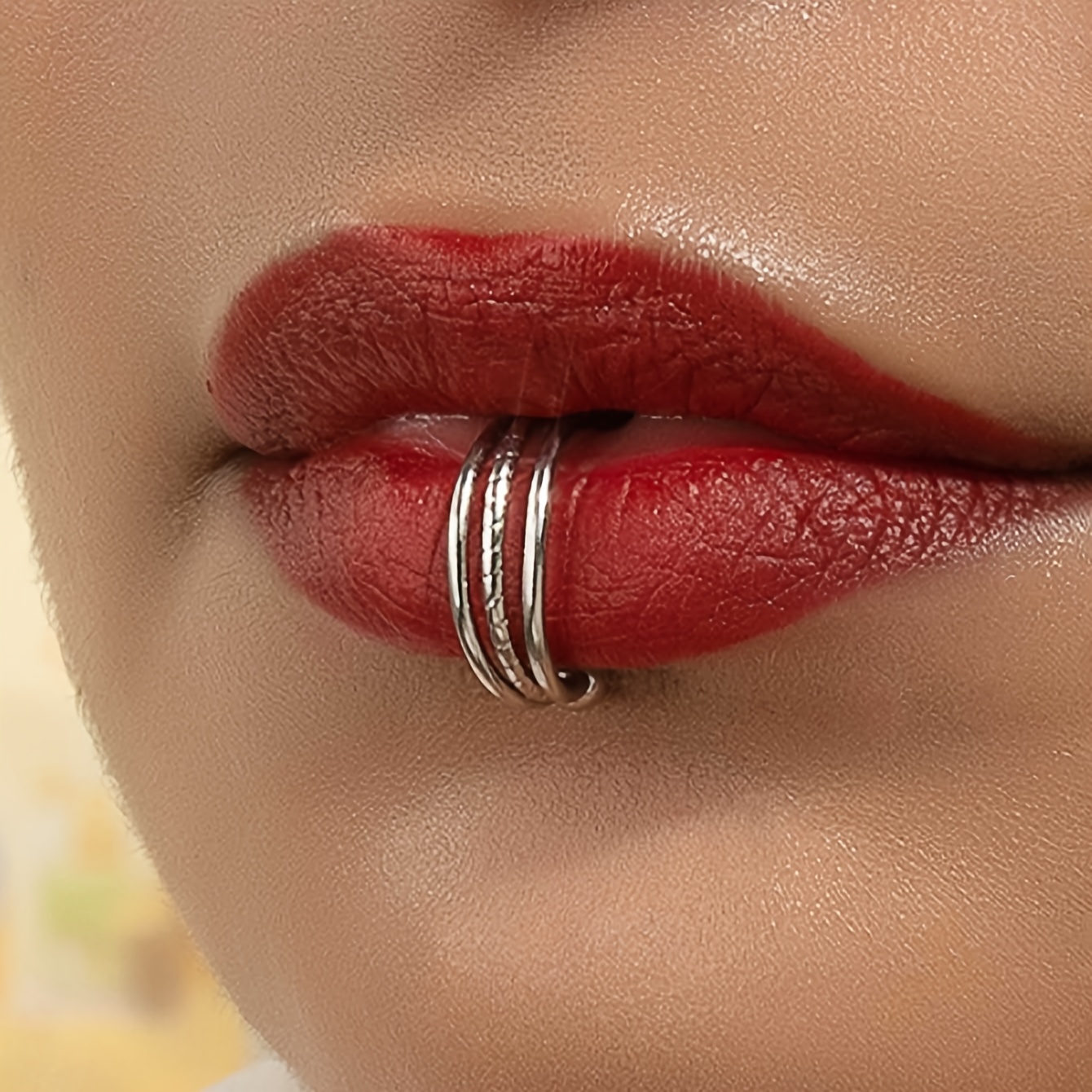 1pc minimalist metallic wire lip ring