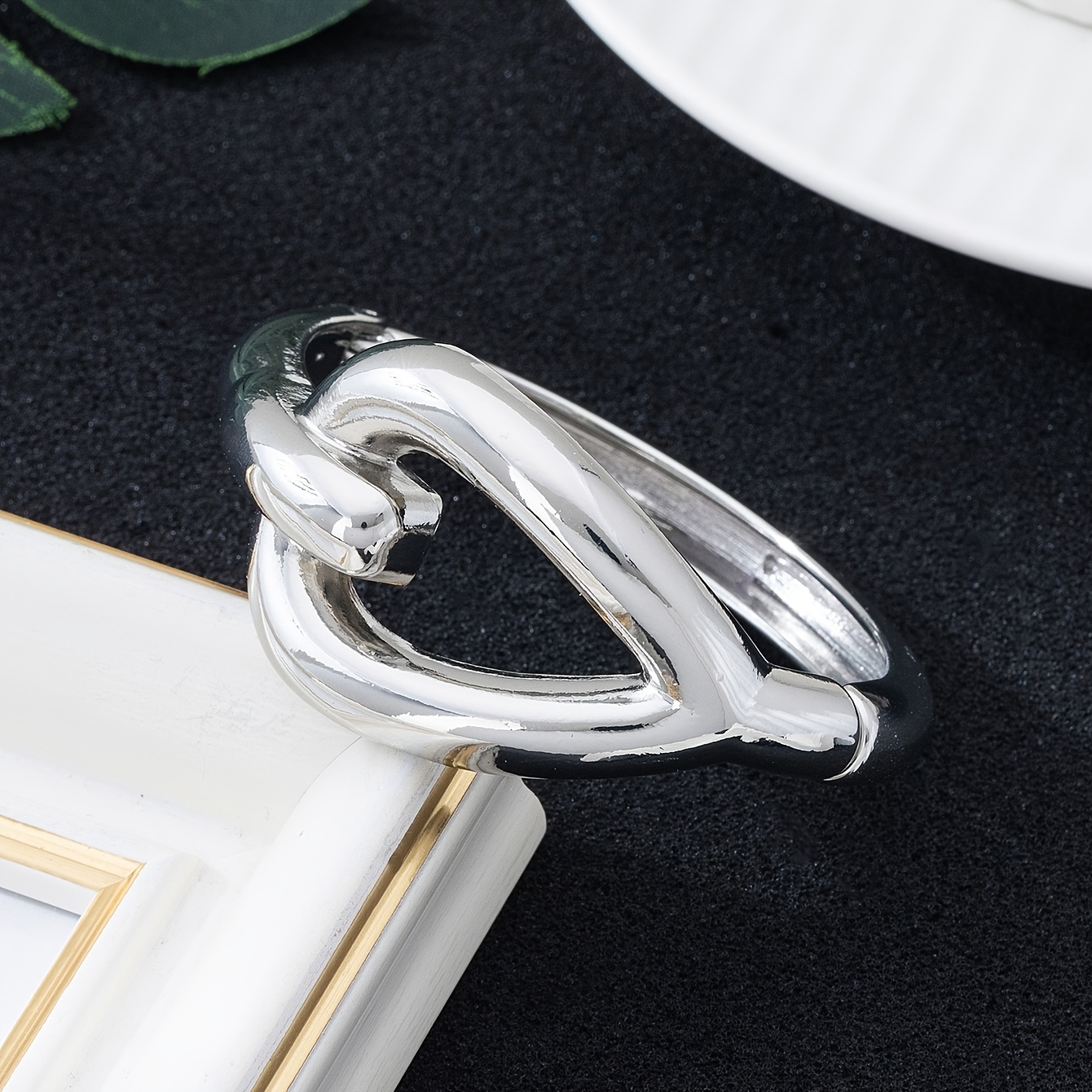 Cold Style Thick Line Hollow Water Drop Bangle Bracelet