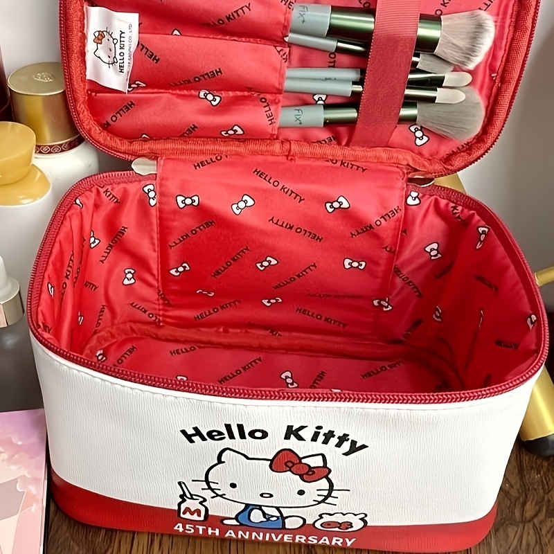 

Sanrio autorisé, trousse de maquillage Hellokitty Cat, un sac de rangement de style dessin , adapté aux femmes, est un cadeau idéal pour les anniversaires ou Noël.