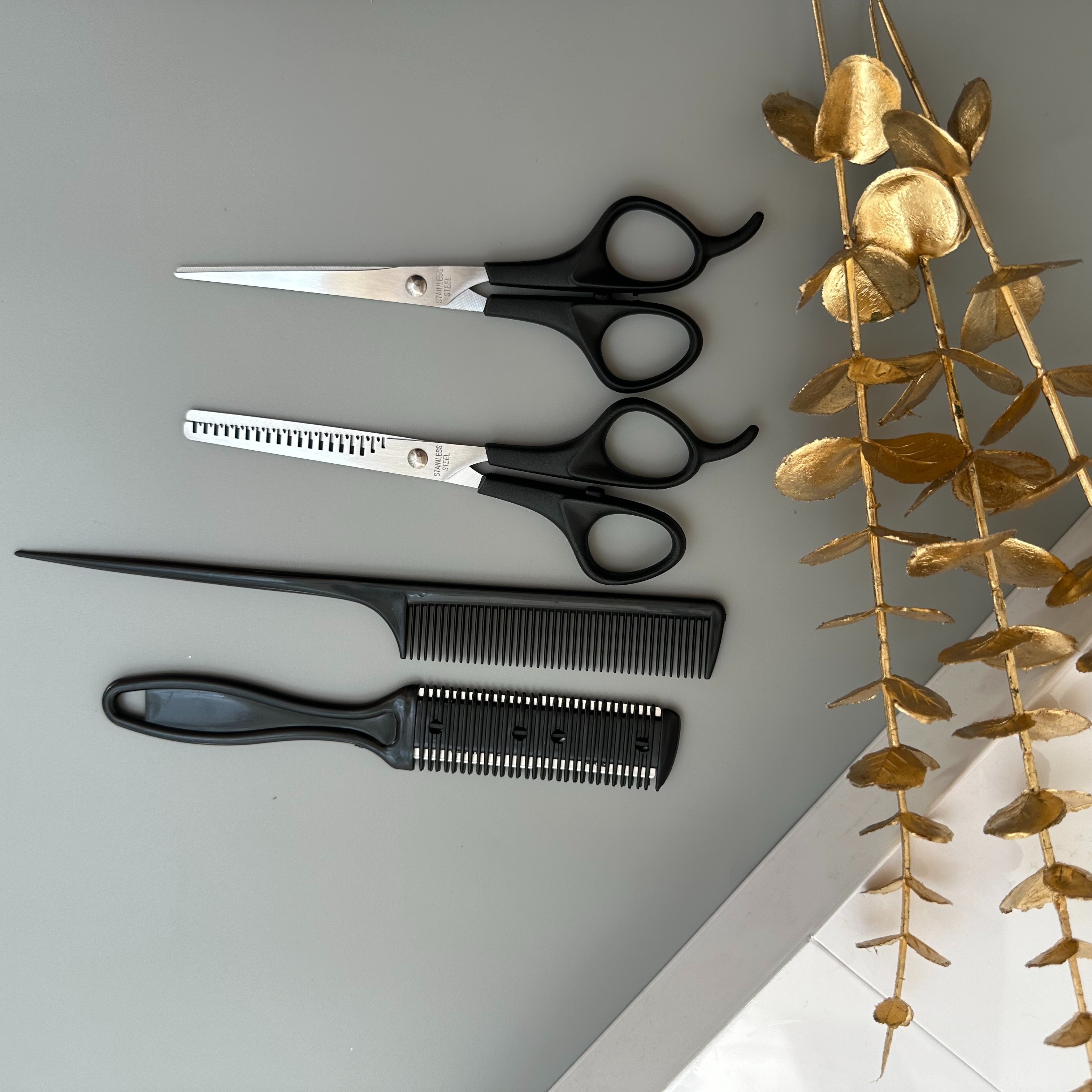 TEMU 4pcs Professional Hair Styling Tool Set - Includes Hair Cutting Scissors, Comb, And Thinning Shears For Perfect Haircuts And Thinning