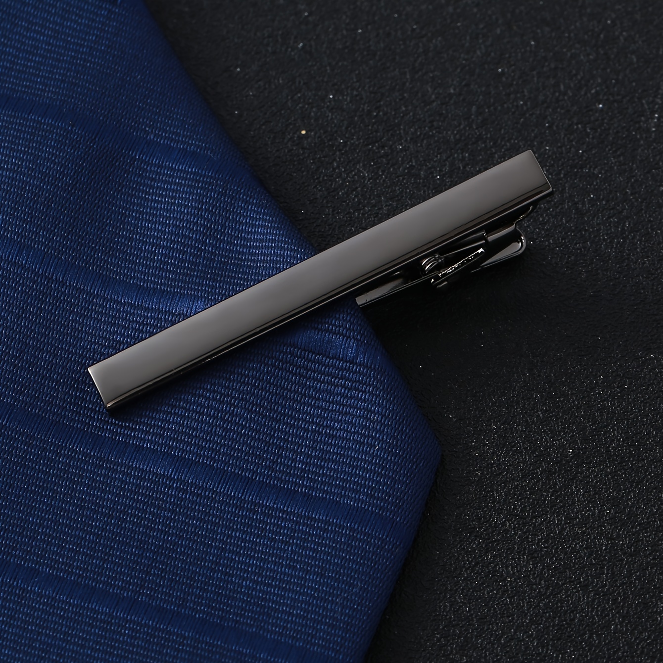 TEMU A Stylish Men's Suit Tie Accessory, Easy And Versatile, Glossy Curved Tie Clip, Iron Material, Suitable For Daily Wear