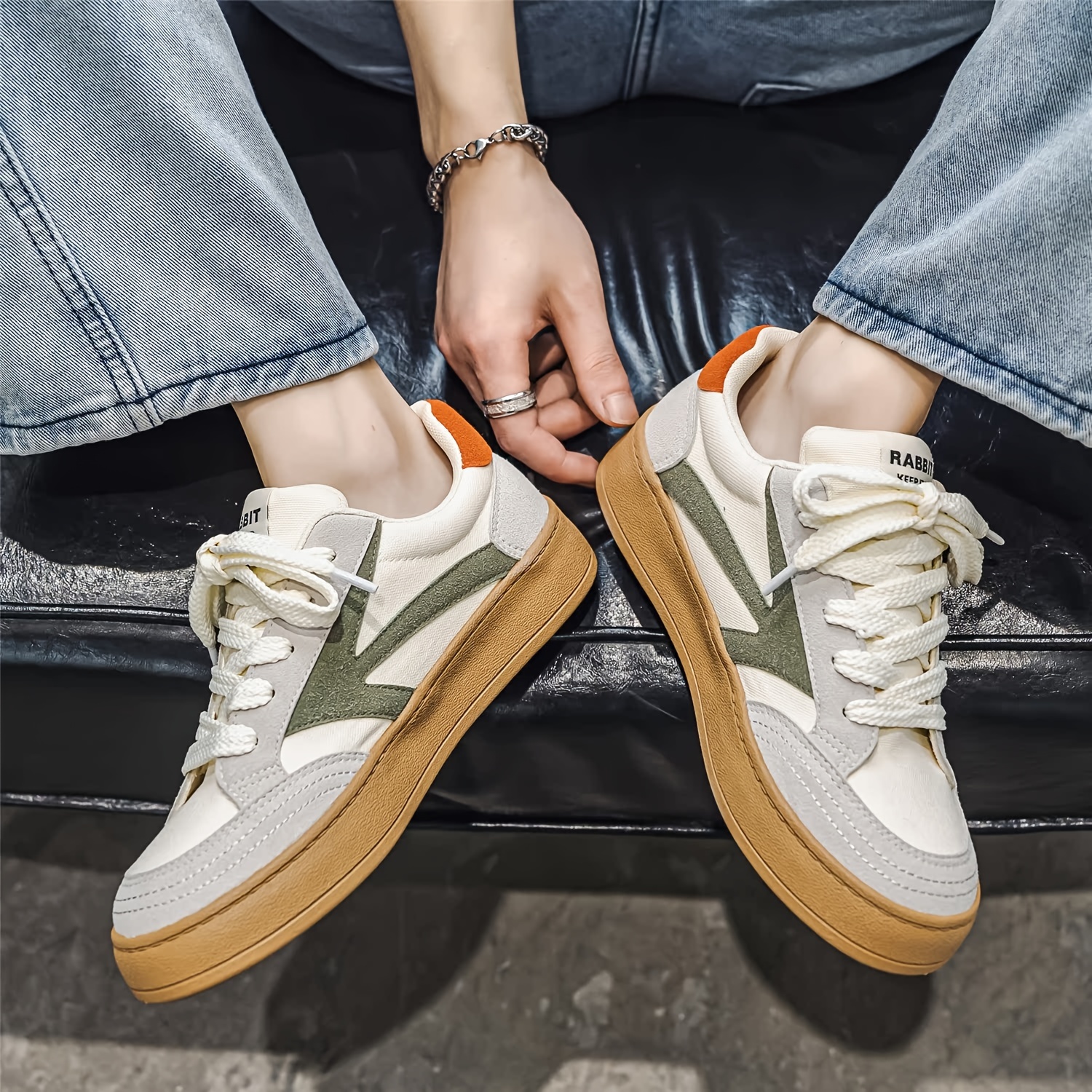 

Men's 2024 Vintage-style Skateboarding Sneakers - Low Top Korean Trendy Sports Shoes, Canvas Upper, & Insole, Lace-up Round Toe For Casual Wear And Roller Skating