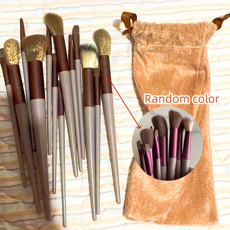 ensemble de 13 pinceaux de cosmétique de luxe avec manches dorés rose, dorés et marron, poils synthétiques - kit de beauté professionnel pour un fond de et un à paupières précis Détails du produit 0