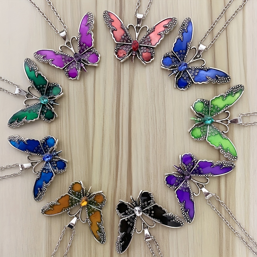 Classic Retro Necklace Colorful Painting Easy Pendant Oil Glue Painted Insect Ornament Men's And Women' Necklace Holiday Birthday Wedding Gift Family Daily Wear Casual Alloy Pendant