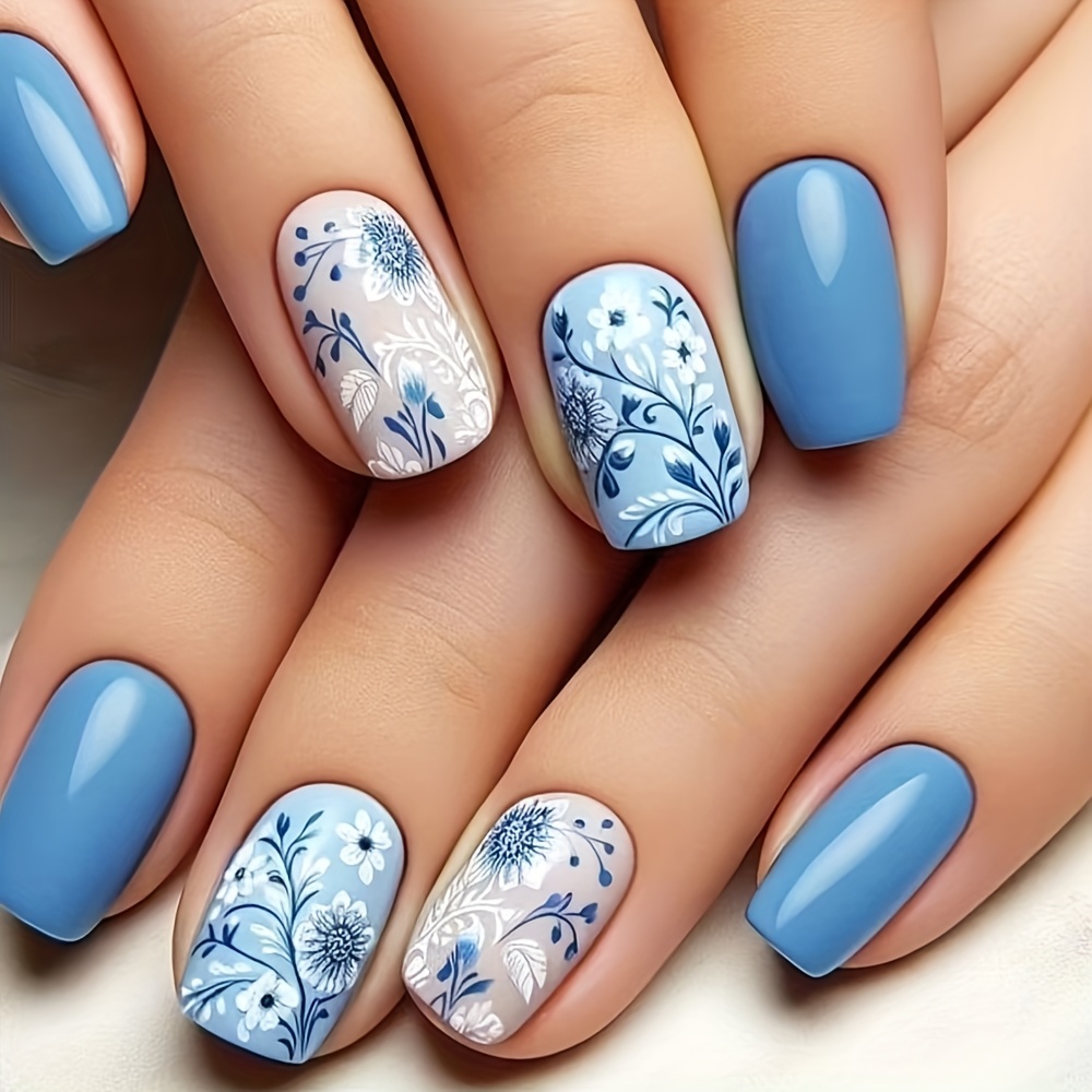 24pcs Square Press-on Nails With Sweet And , Three-dimensional Floral , Glossy Finish, Suitable For Women And, Fake Nail Category, Nail Stickers