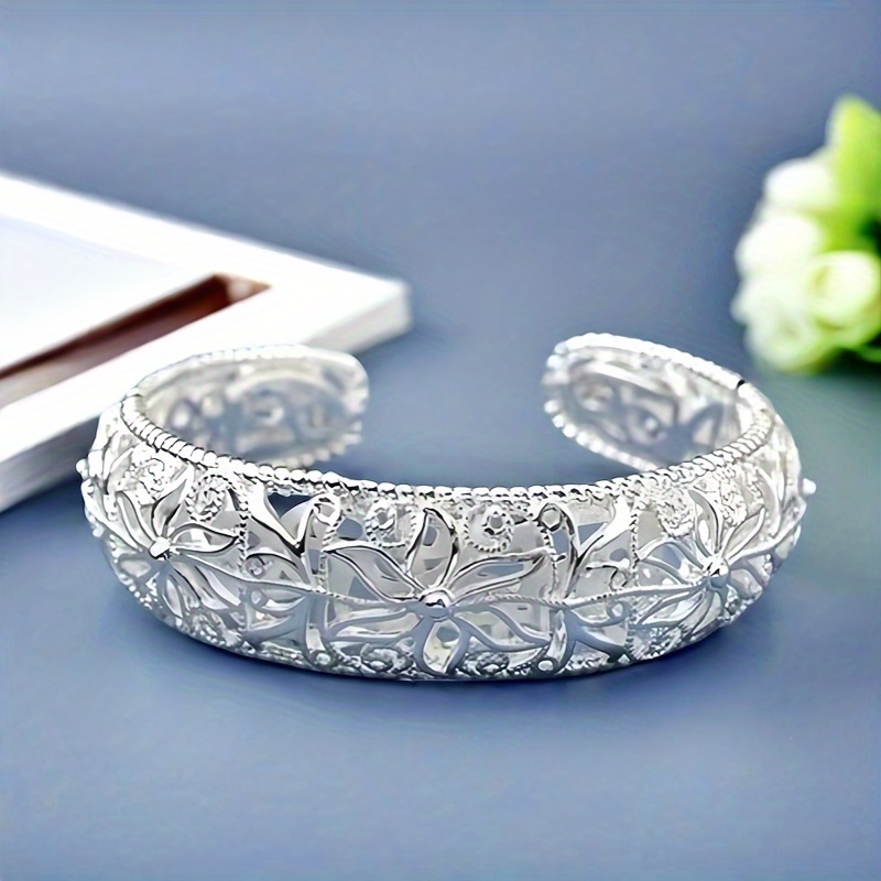 

1pc Elegant Sterling Silver S999 Adjustable Open Cuff Bracelet For Men, 32g Floral Design, Ideal Gift For Mother