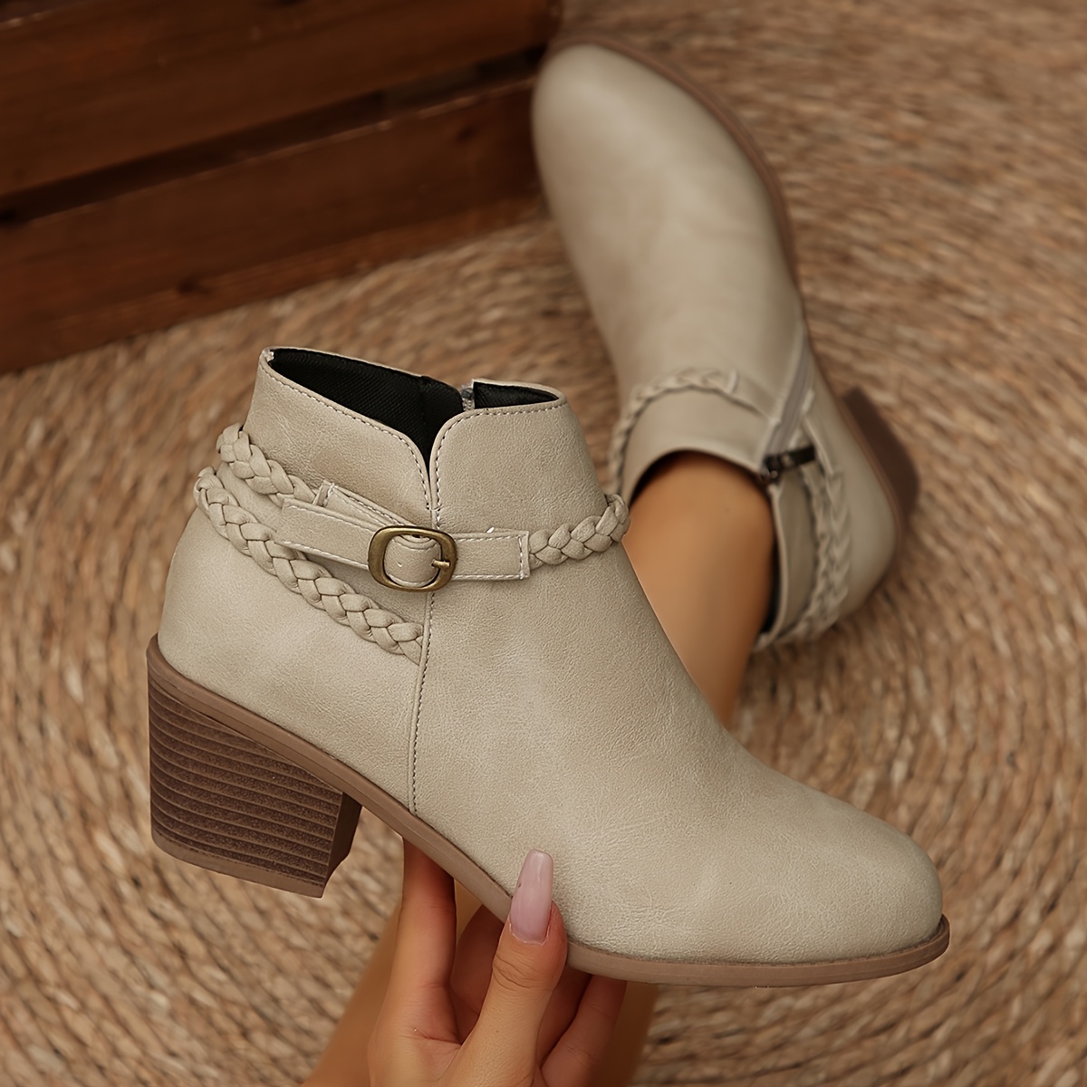 TEMU Botines de talla grande nuevos para mujer, estándar europeo, con hebilla de moda y correa tejida de PU, punta puntiaguda y tacón , cómodos y no