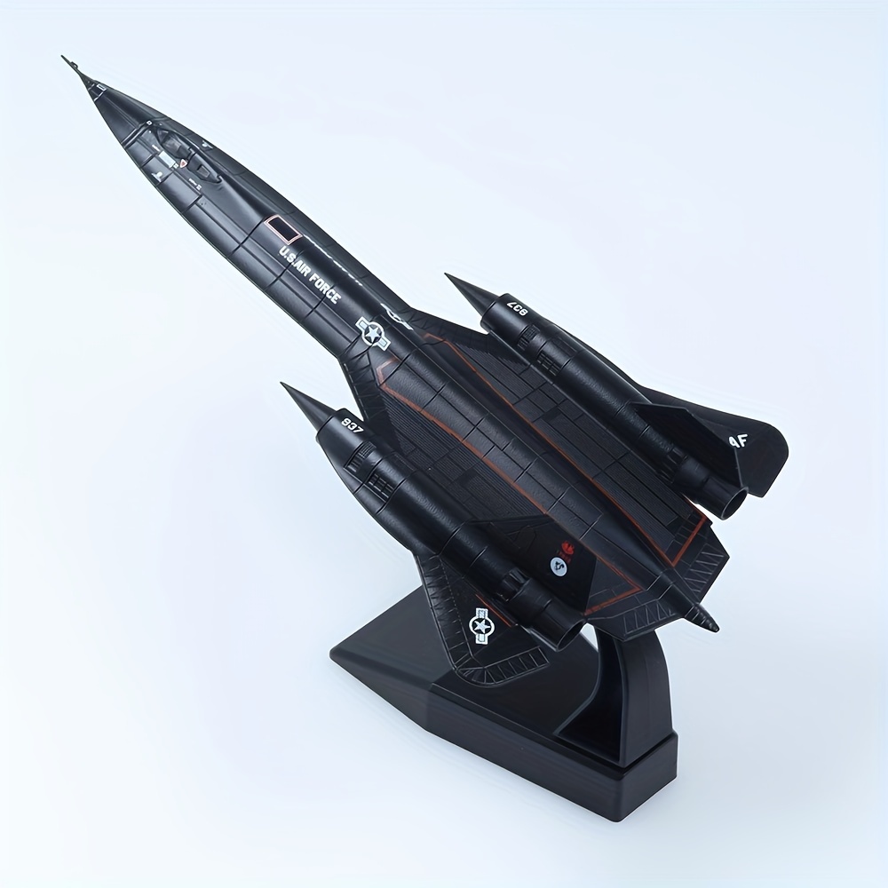 SR 71 ブラックバード戦闘機攻撃飛行機モデル 1/144 軍用機モデルダイキャスト飛行機コレクションまたはギフト