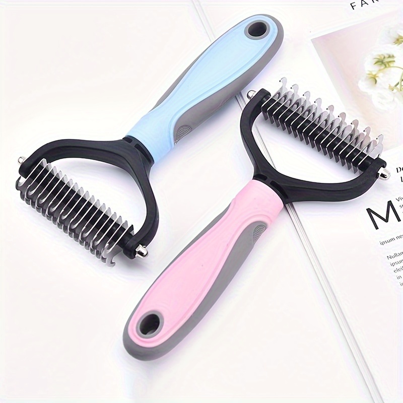 

Pet Deshedding Brush, Double Sided Shedding Undercoat Rake Comb, To Remove Floating Hair Dog Grooming Comb