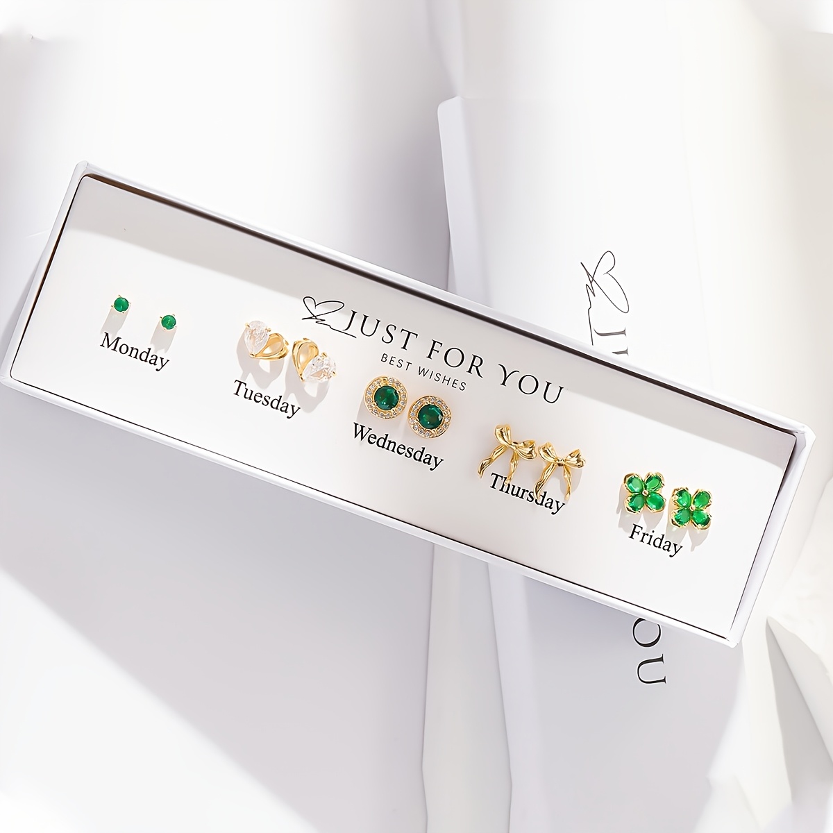 TEMU Boîte Cadeau Rétro Nouvelle - Ensemble de 5 Paires de Boucles d'Oreilles Clous pour Femmes, Cadeau Polyvalent