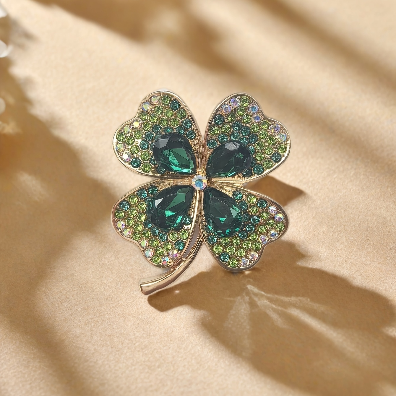 brooch and broach sold on Temu United States