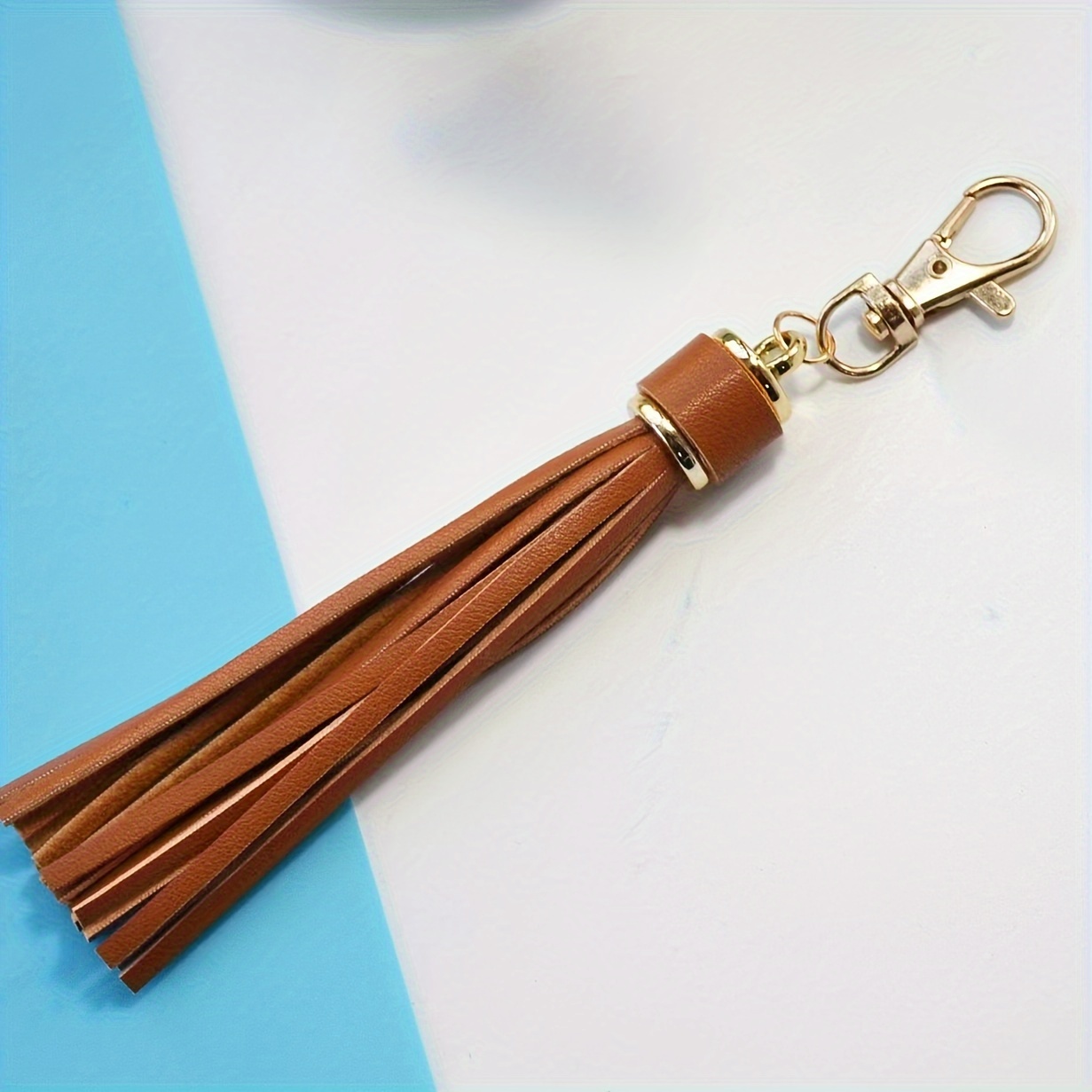 1pc Pu Tassel Charm Keychain, Fashionable, Durable And , Creative Keychain, Backpack Pendant, Handbag Charm, Birthday Gift, Party Gift