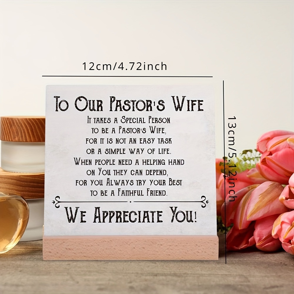 Pastor's Wife Appreciation Gifts - Plaque with Wood Stand Decorations,  Christmas Christian Birthday Gift for Preacher's Wife, Minister's Wife,  Unique Pastor's Wife Present : : Home