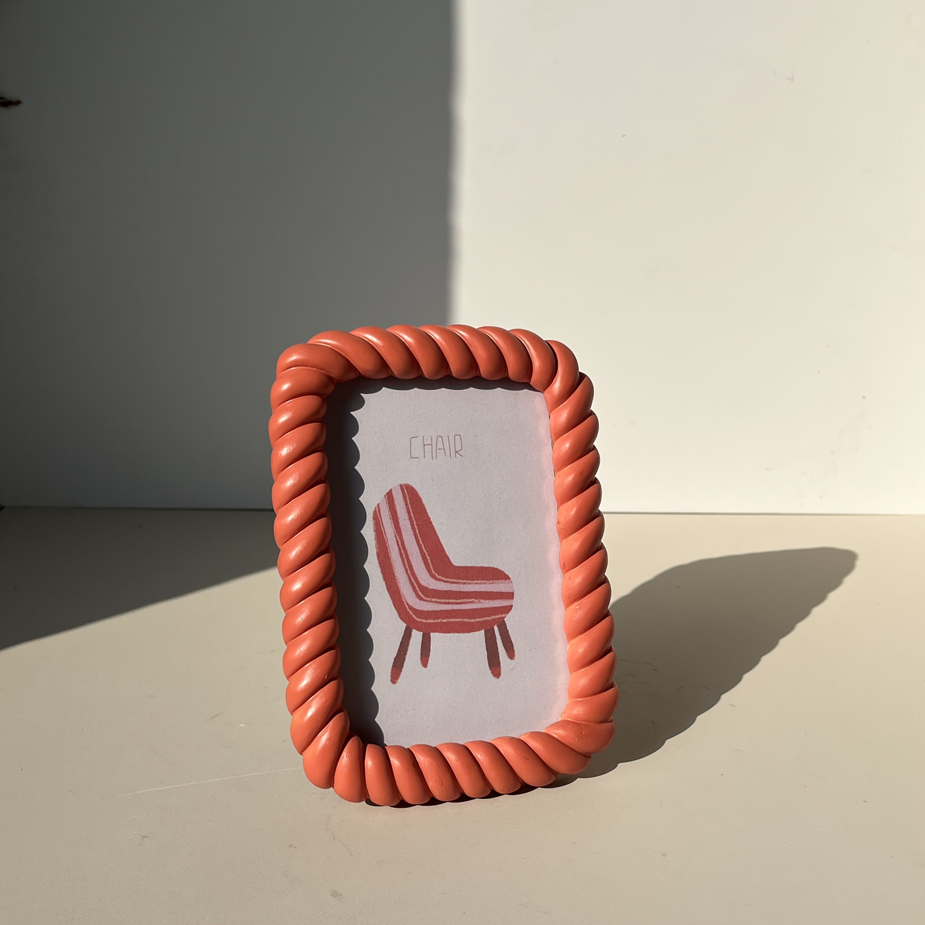 Braided Border Resin Photo Frame, 6/7 Inch Desktop Picture Frame, Cute Wavy Border Design, Olive Green/terracotta Pink/lemon Yellow Optional, Home Decor Photo Display Stand