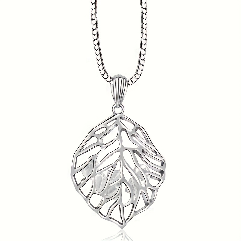 1pc Luxurious Alloy Long Necklace With Intricate Leaf Pendant - Versatile Everyday Jewelry For Women, Elegant Accessory