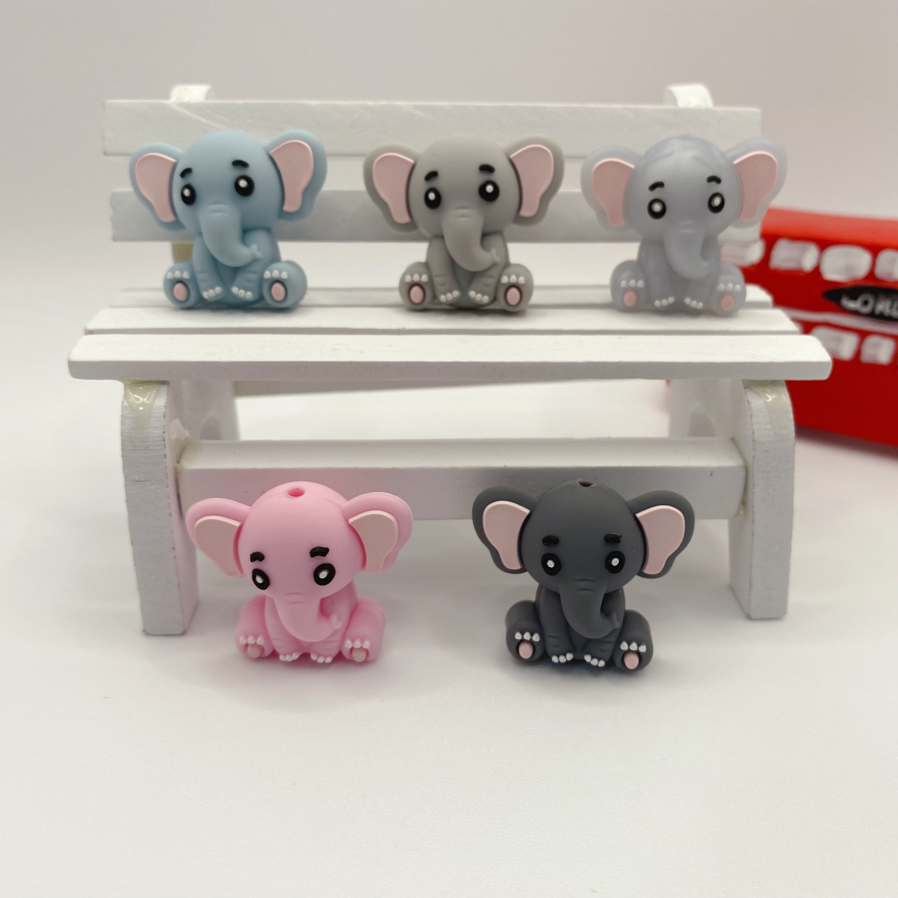 

5pcs Cute Cartoon Elephant Silicone Beads In Blue, Pink, & Gray - , Diy Keychains & Beaded Pens