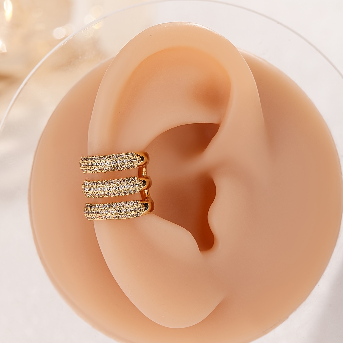 TEMU 1pc Boucle d'Oreille à Trois Couches Entièrement en Strass Perçage, Clip pour Os de L'oreille, Style Géométrique Simple et Créatif Tendance avec