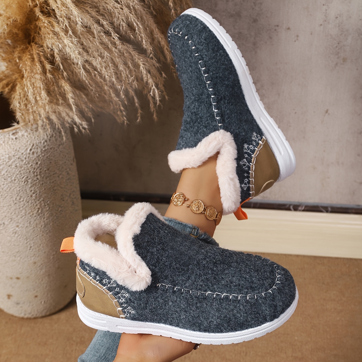 Vintage Tweed Patchwork Plush V-Neck Boots