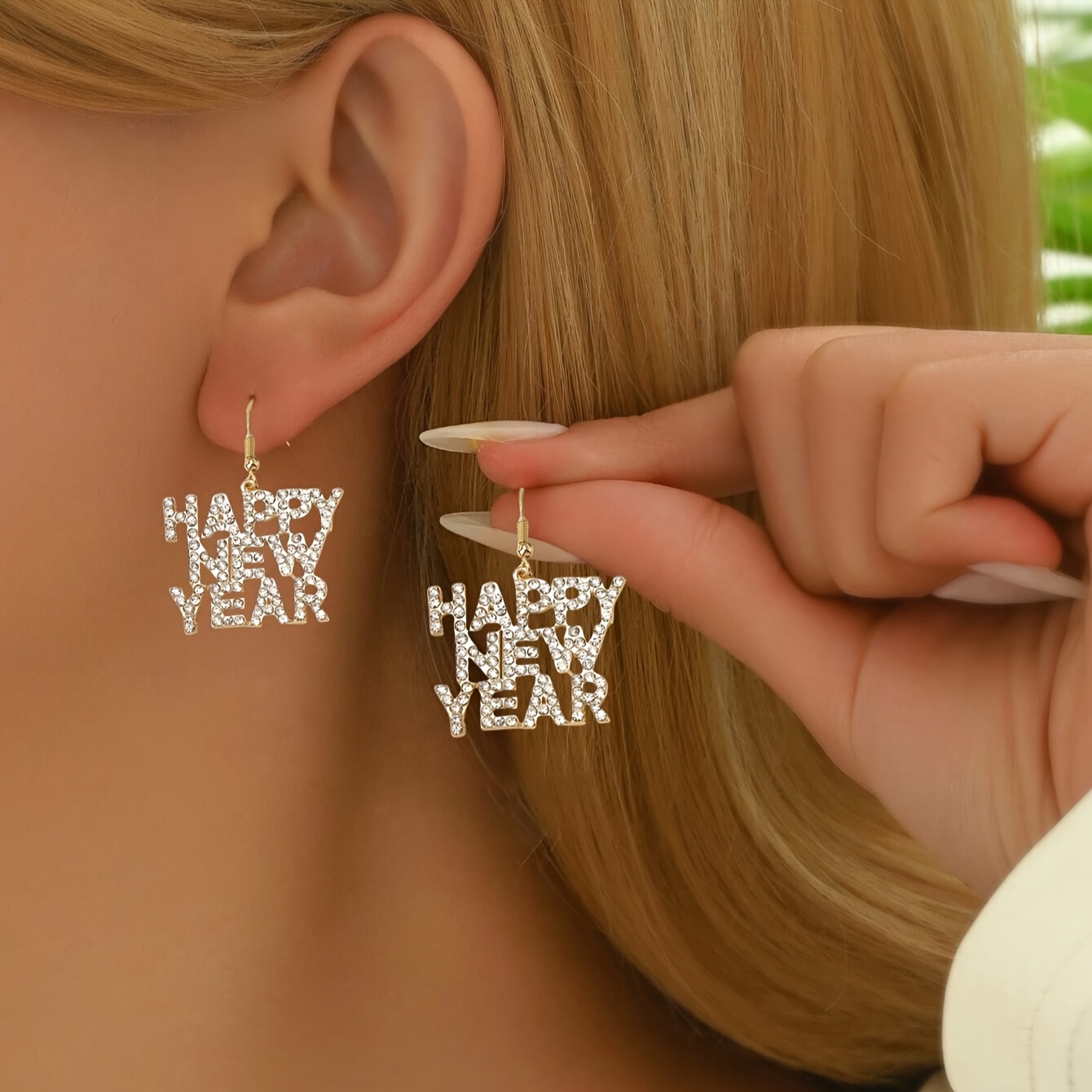 

2pcs Happy New Year Letter Pendant Earrings, Women' Jewelry, Classic , Suitable For All-year Wear, Daily And Party Use Earrings