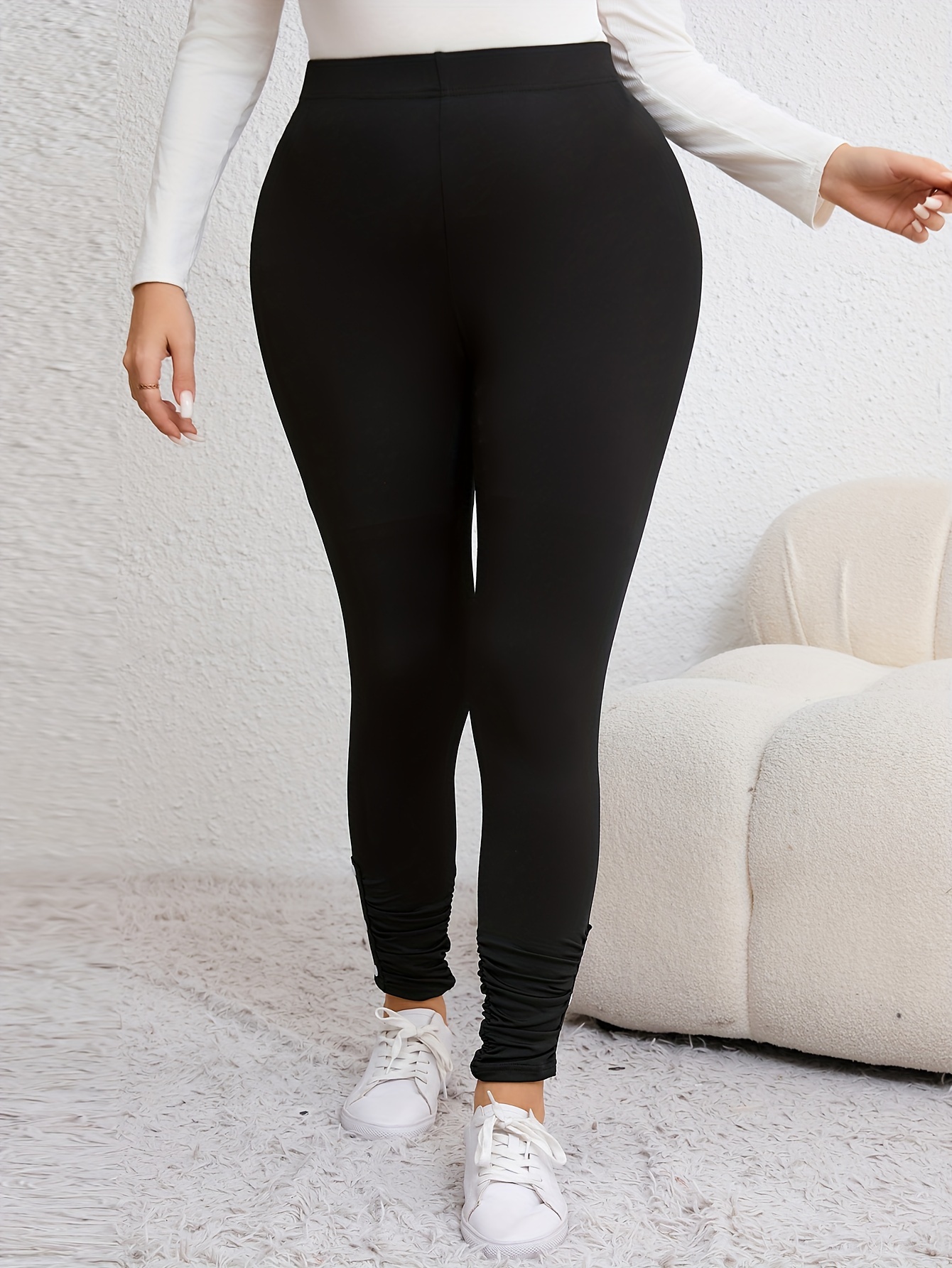 Big Size Leggings with Button Details