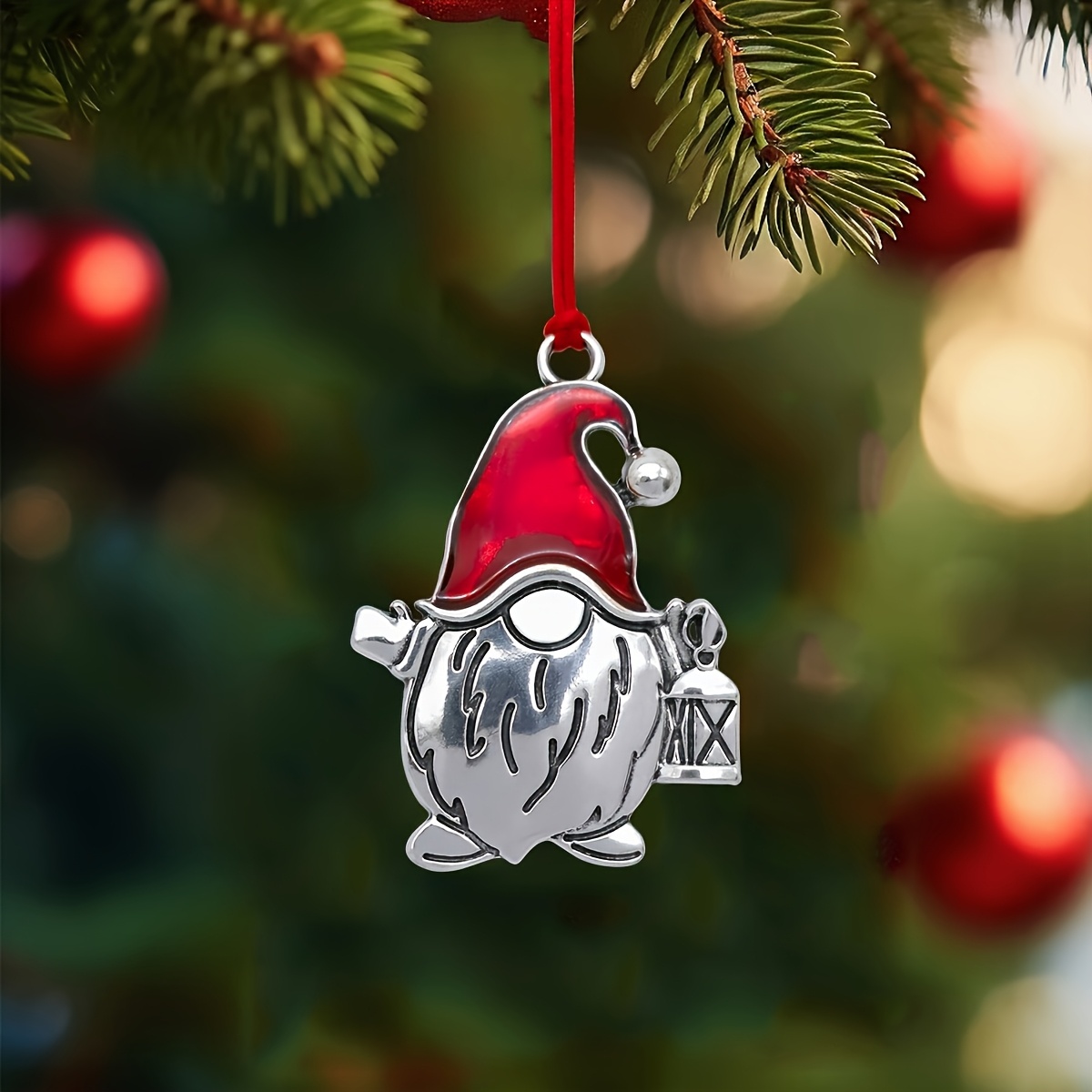 Image of 1 Exquisite Alloy Gnome Ornament, Perfect Christmas Decoration For Festive Scenes – An Ideal Gift For Family Or