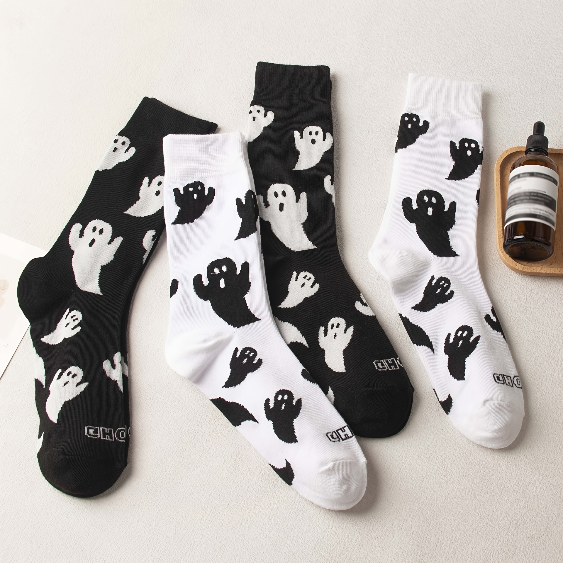 

1 Pair Women's Cartoon Print Short Socks, Cozy Novelty Crew Socks