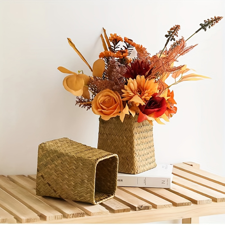 

Handcrafted Square Woven Grass Vase - Sustainable , Dried Flowers & Home Decor