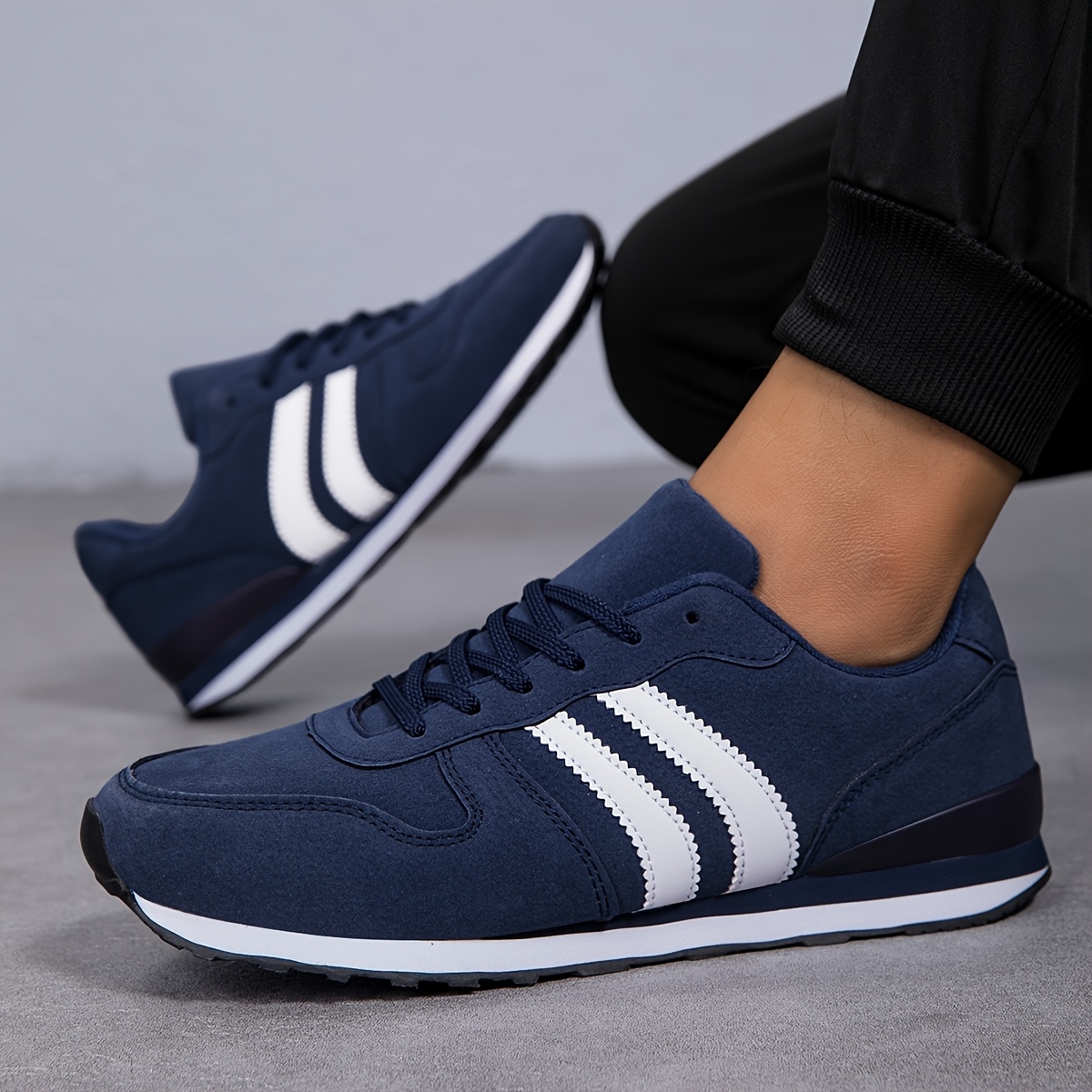 E-shop Neue Herren-Laufschuhe, leichte Freizeitschuhe mit weicher Sohle für Studenten, vielseitige Herren-Laufschuhe, Reiseschuhe, Wanderschuhe,