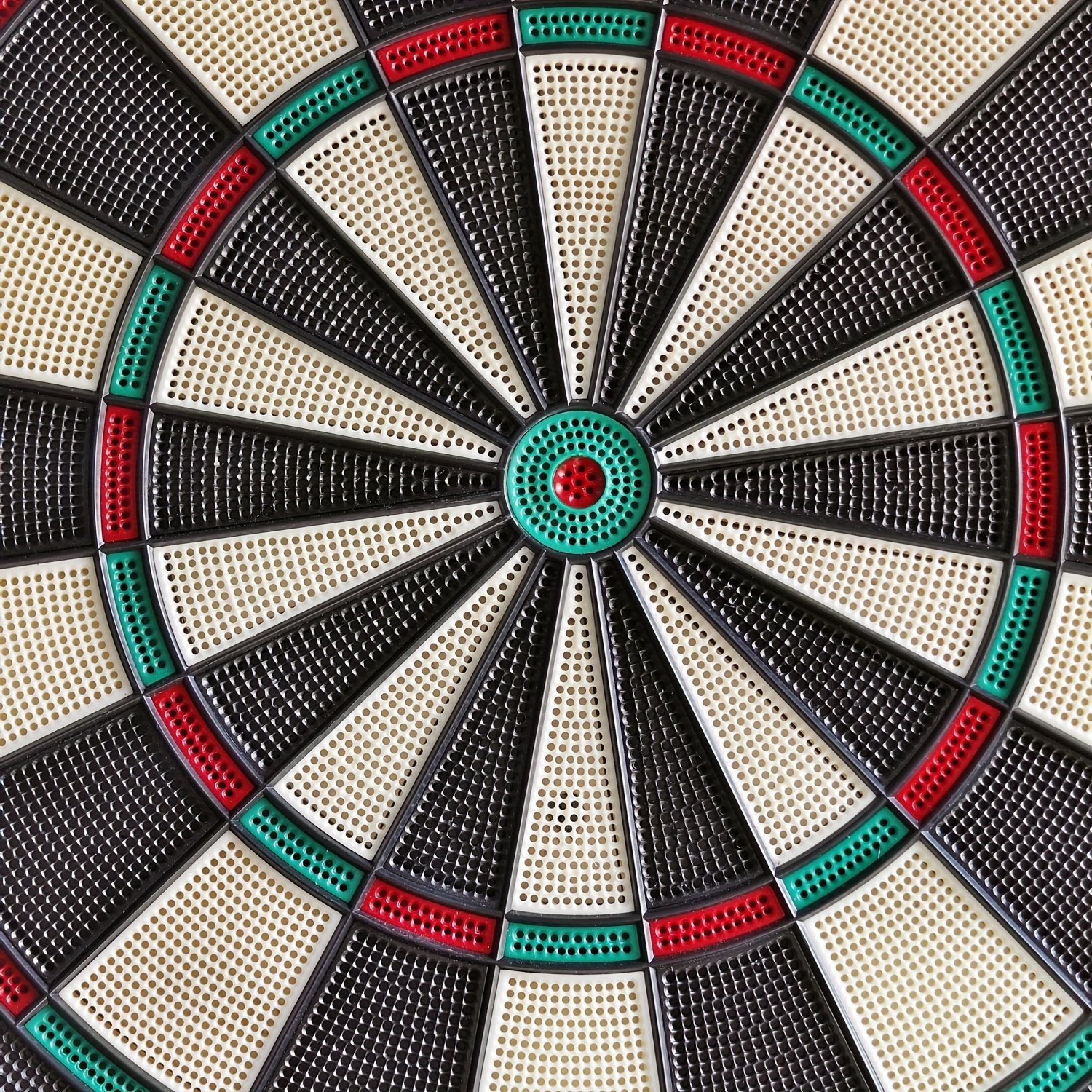 18-Inch Premium Black Safety Dartboard with 6 Exquisite Dart Set and 20 Soft-Tipped Darts - Ideal for Sports Training, Competitions, and Casual Use, Suitable for Indoor/Outdoor, Without Battery