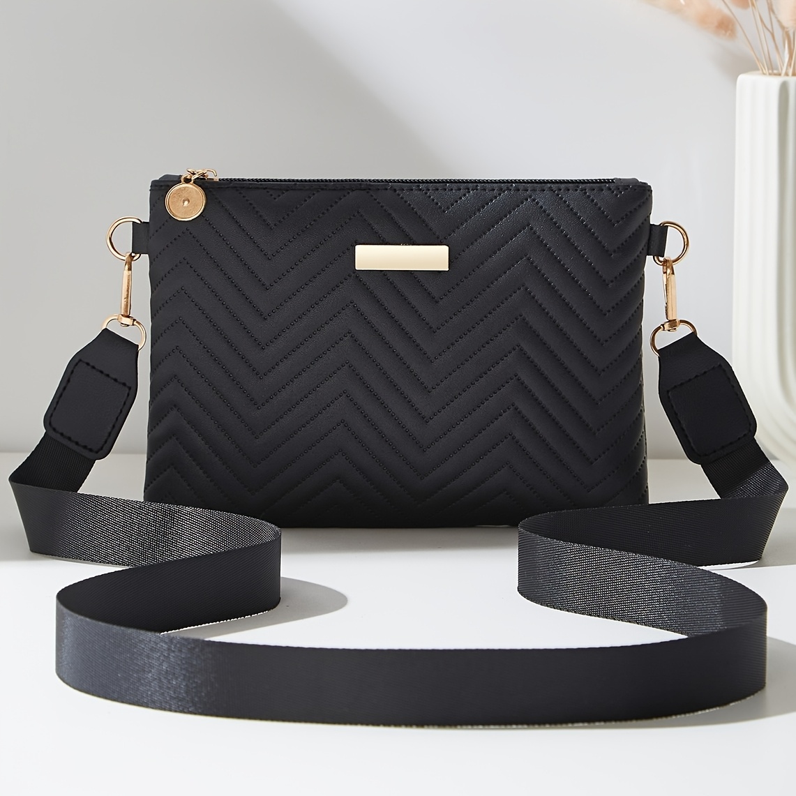 TEMU pochette pour femme, sac à bandoulière tendance et à motif avec sangle réglable, sac d'épaule léger pour tenues décontractées quotidiennes, sac