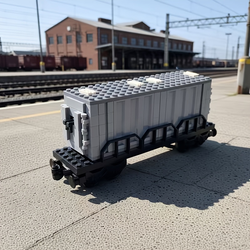 107pcs MOC Small Particle Building Blocks Train Cargo Container Set