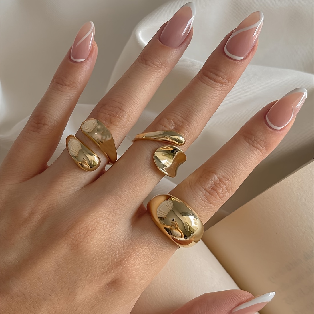 

3pcs Set Of Chic Women's Golden-tone Rings - Unique Irregular , Alloy, Ideal For Vacation & , Perfect Gift