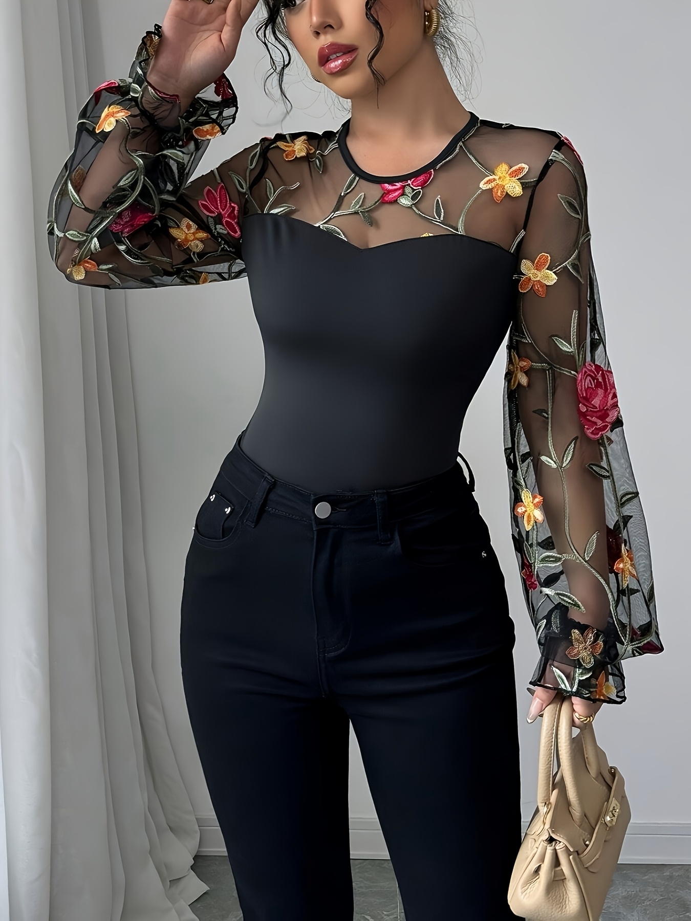 Blusa Bordada Remera Transparente Negra Con Flores Camiseta