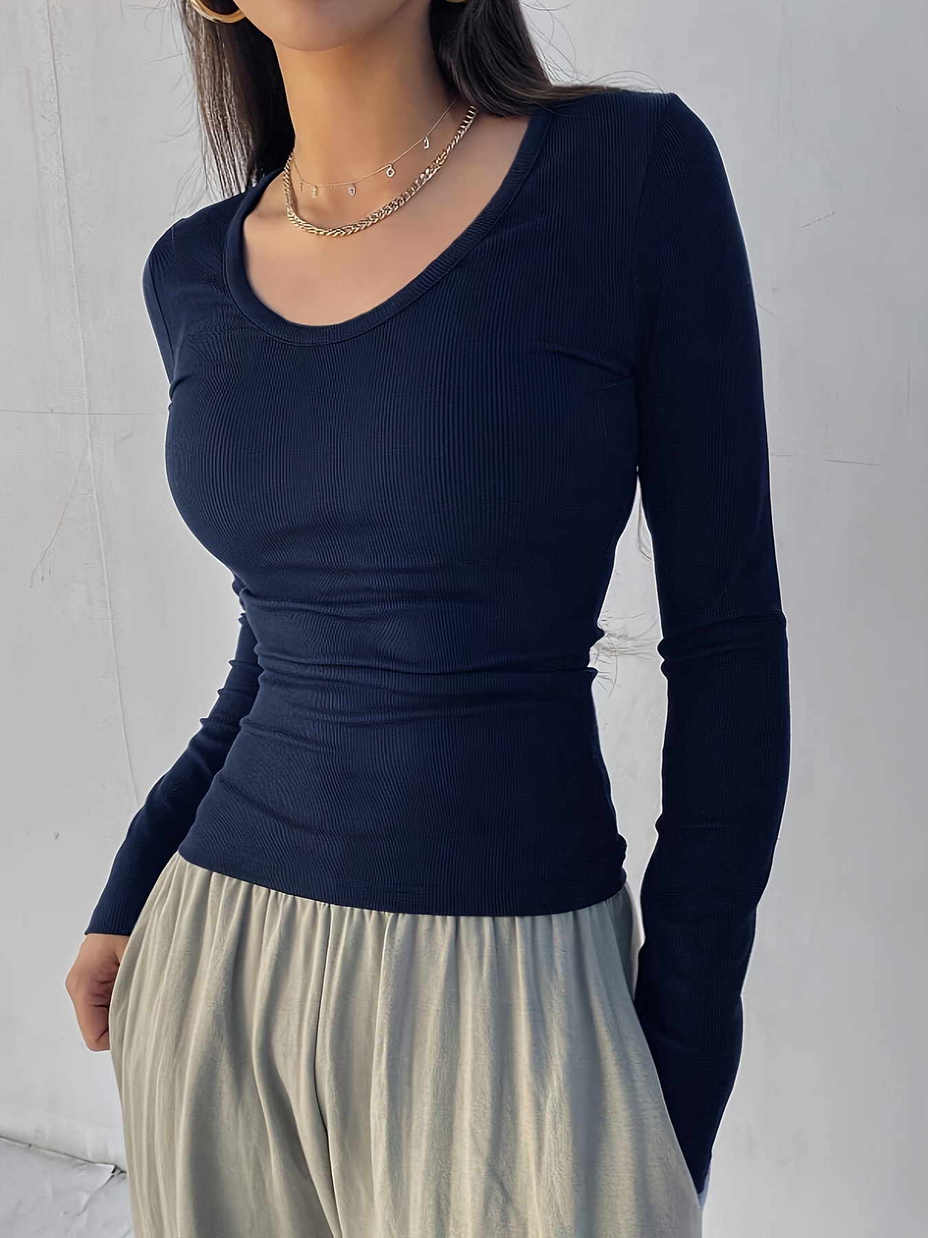 Solid Color Crew Neck T-Shirt, Casual Long Sleeve T-Shirt For Spring & Fall, Women's Clothing