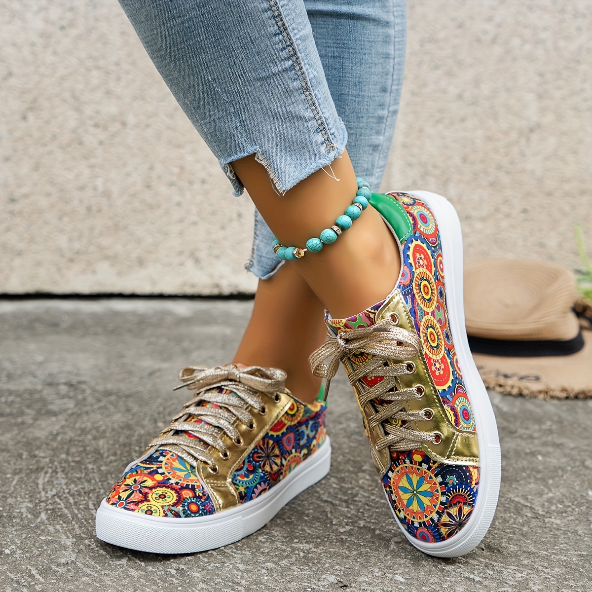 womens up low top details 2