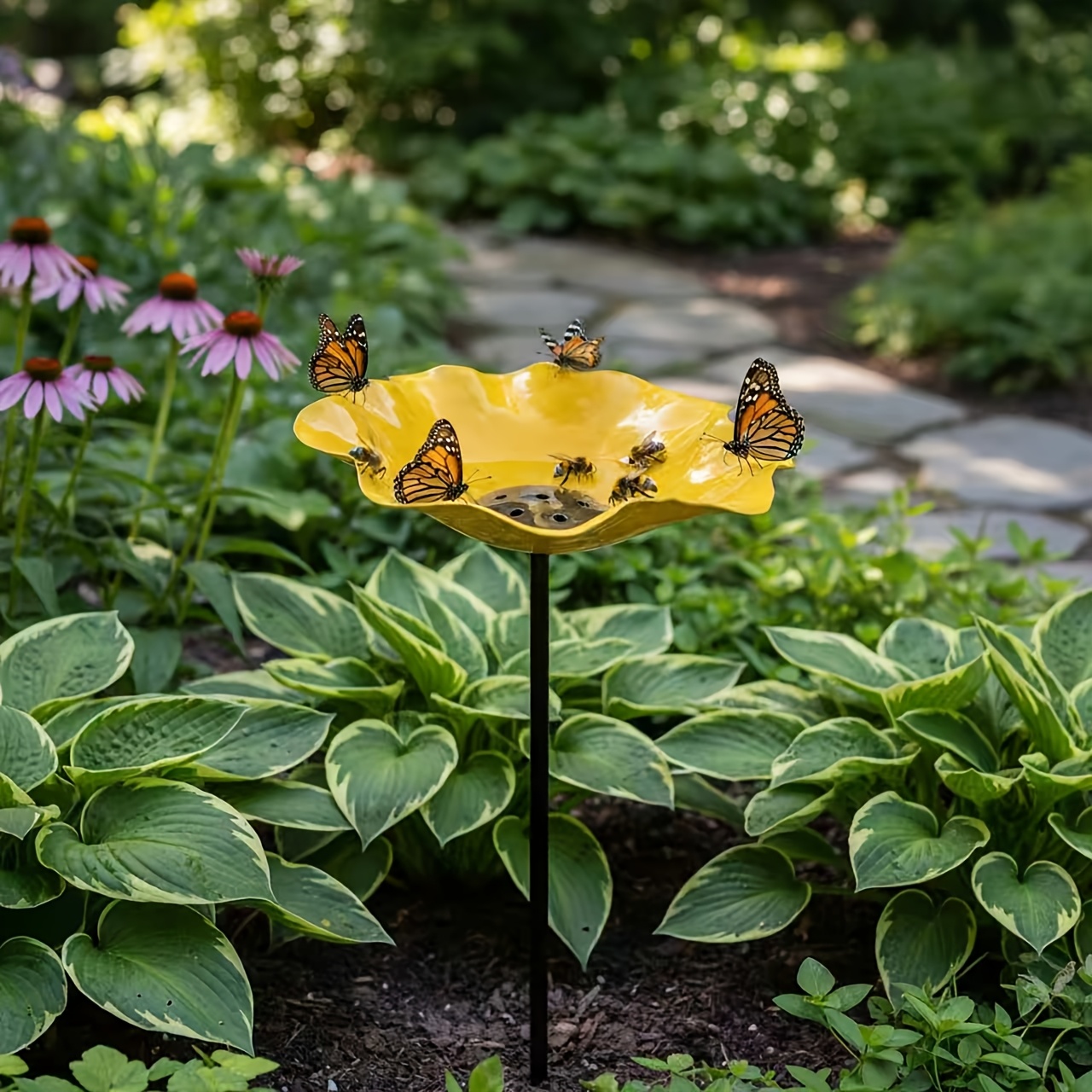 Handcrafted Metal Stakes, Bee Bath And Bird Watering Bowl Feeder, Decorative Outdoor Courtyard Artwork, And Watering Station, Durable Garden Decoration Gift