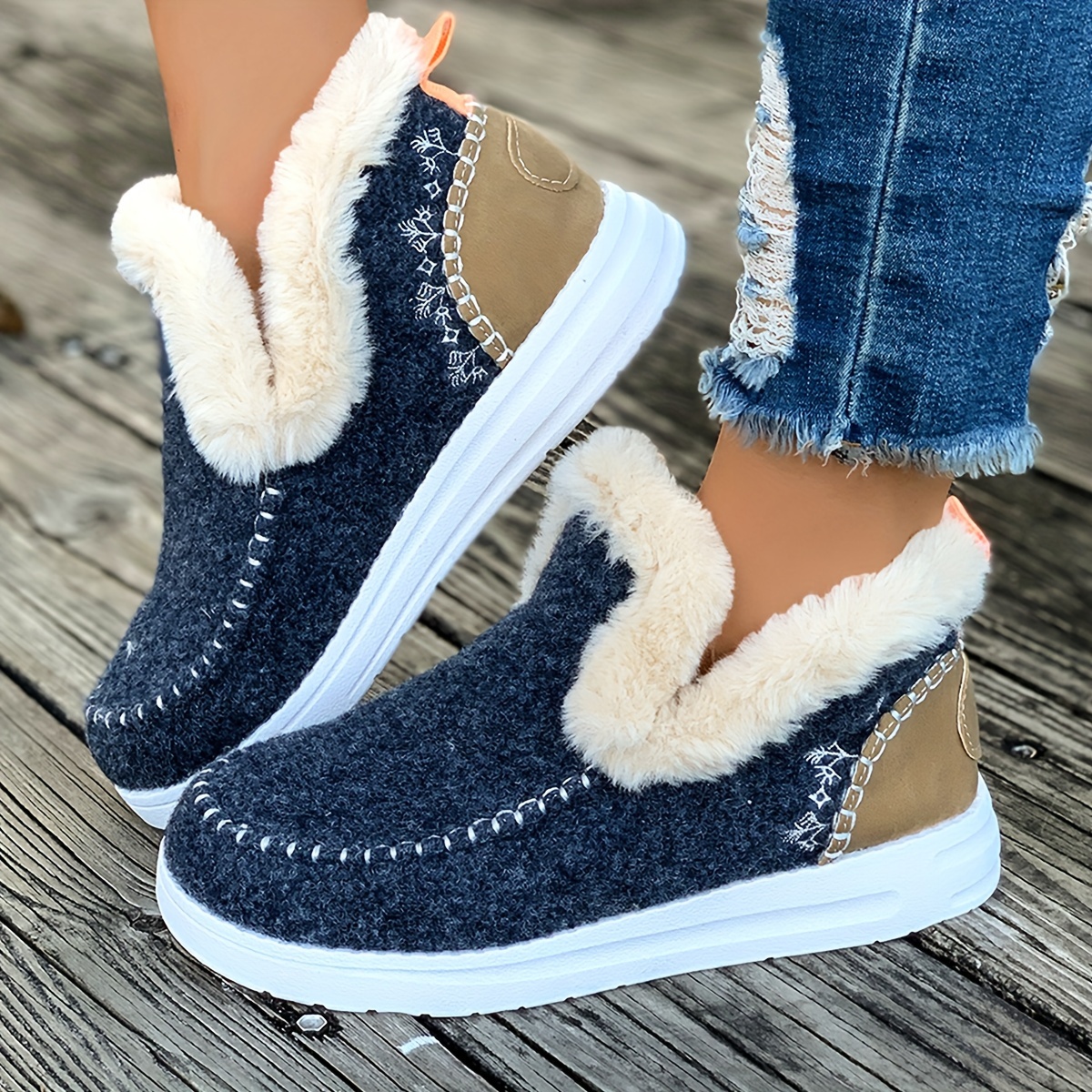 

Women's Winter Warm Faux Fur Lined Ankle Boots, Slip-on Low Heel Platform Snow Boots With Pu Sole