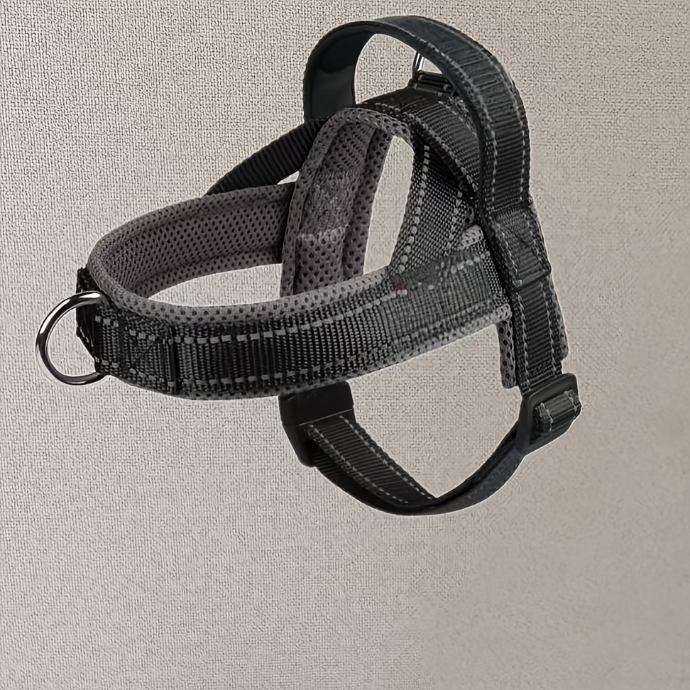 Adjustable Anti-Pull Dog Leash with Saddle-Style Chest Harness