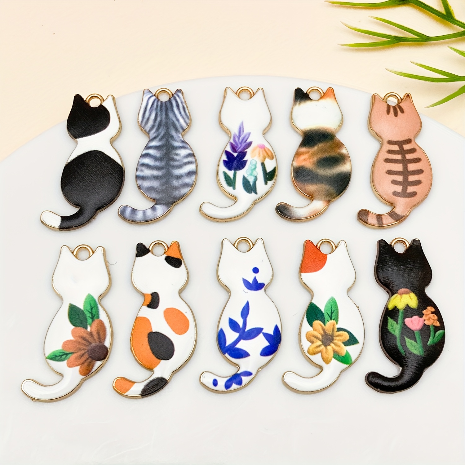 TEMU 10pcs Cute Cat Charms Pendants - Multicolor Tabby & Tuxedo Alloy Cat Shapes With Tabby, Tuxedo, Calico & Tortoiseshell Patterns For Making,