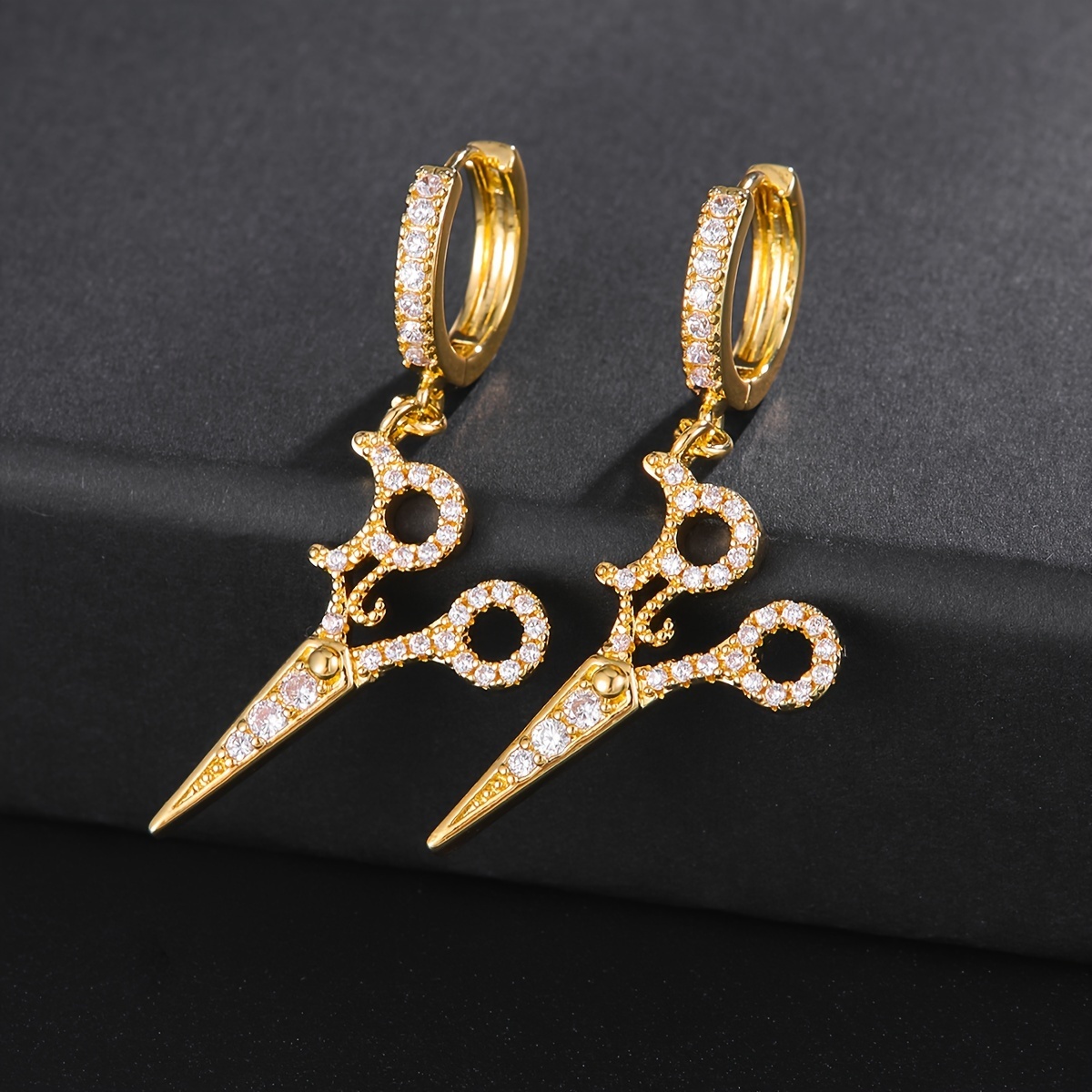 2pcs Gold-Plated Scissor Ear Cuffs, Unisex Punk Style